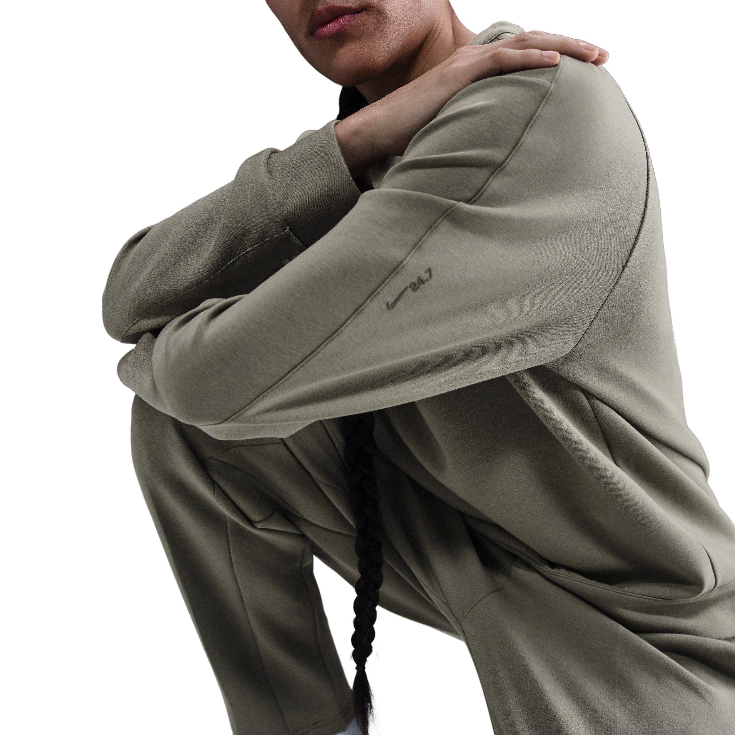 Nike Men's 24.7 ImpossiblySoft Dri-FIT Crew - GREEN Thumbnail View 6