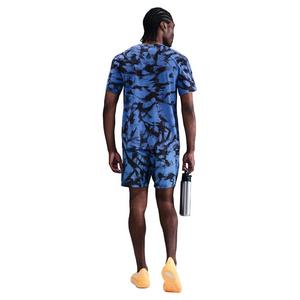 Nike Men's Form Dri-FIT 7" Unlined Versatile Shorts