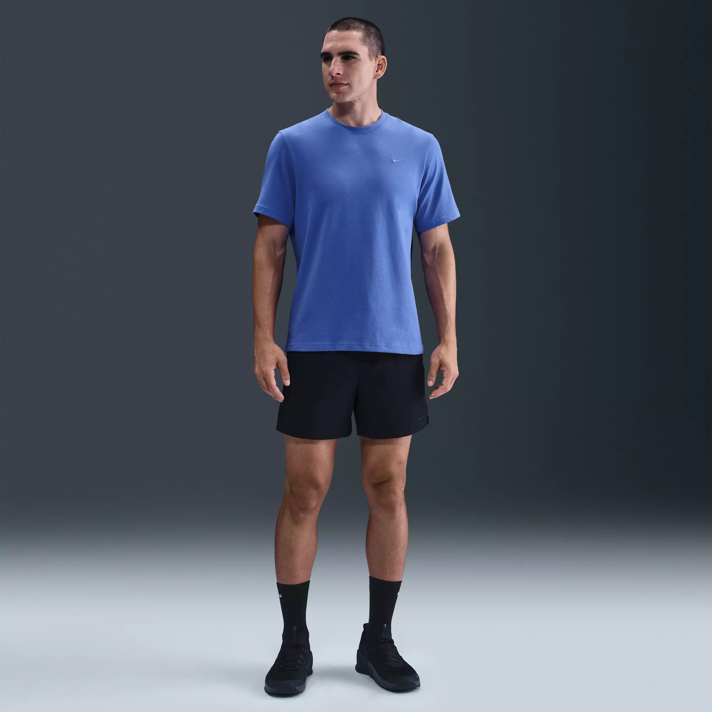 Nike Men's Primary Dri-FIT Short-Sleeve Versatile Top - BLUE