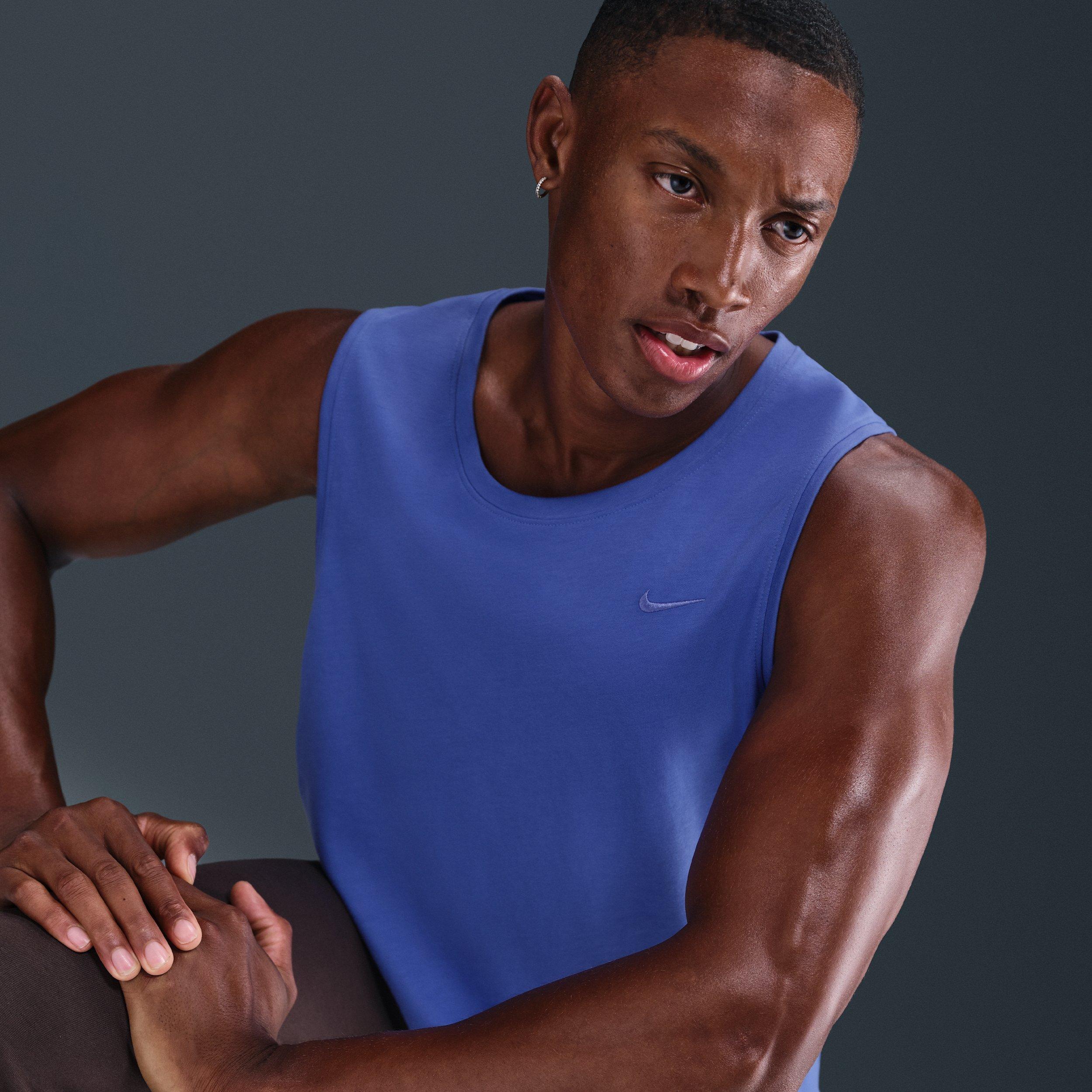Nike Men's Primary Dri-FIT Versatile Tank - BLUE Thumbnail View 3