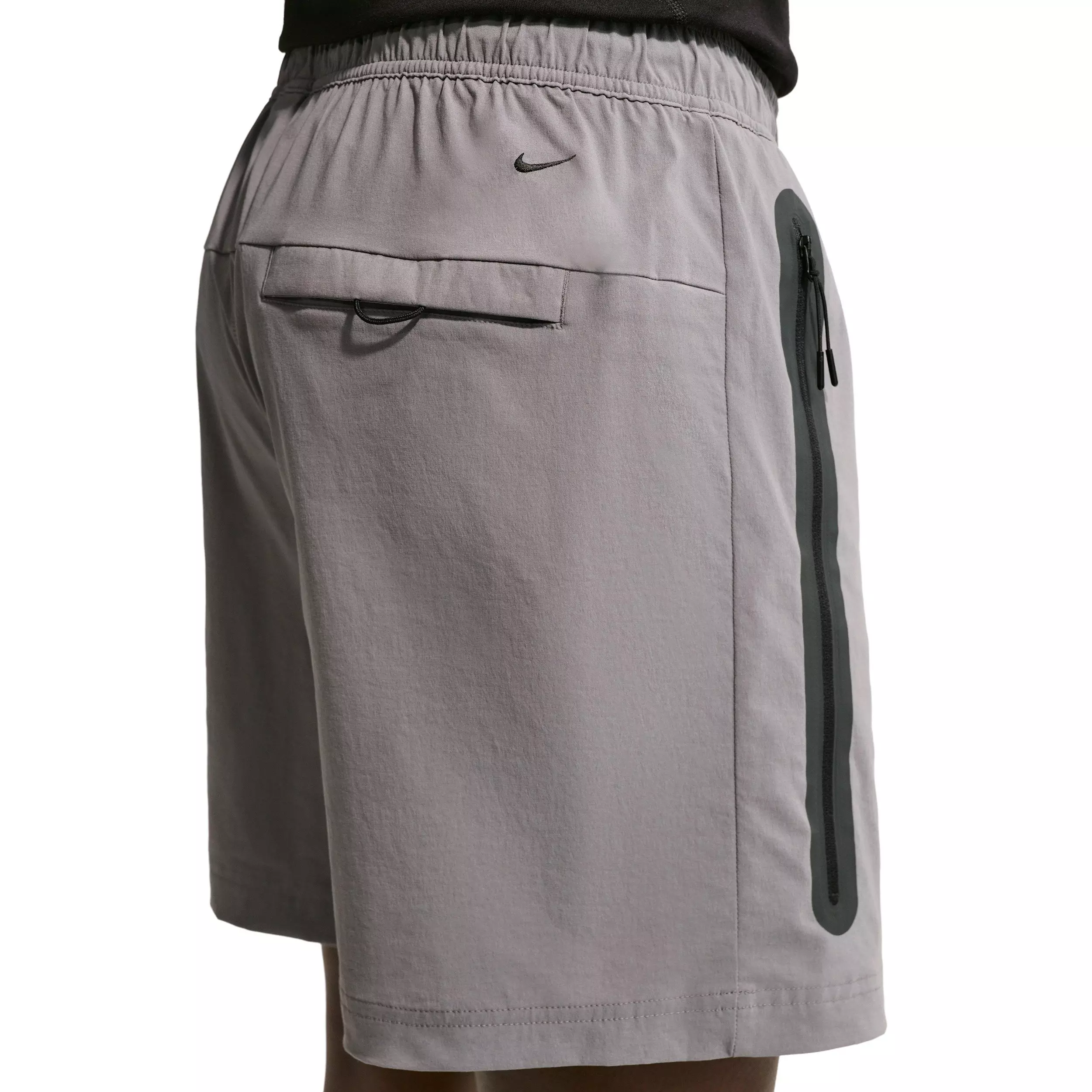 Nike Men's Tech Woven Shorts - GREY