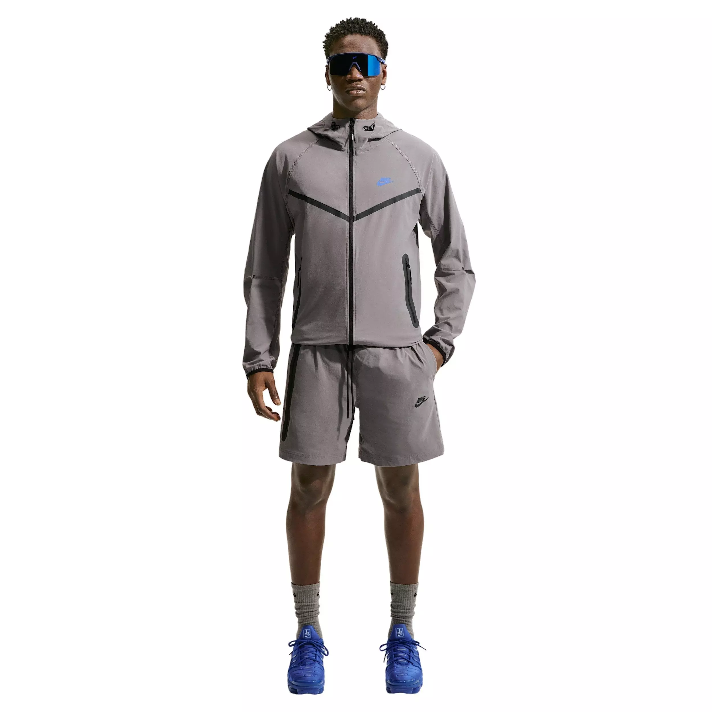 Nike Men's Tech Woven Shorts - GREY