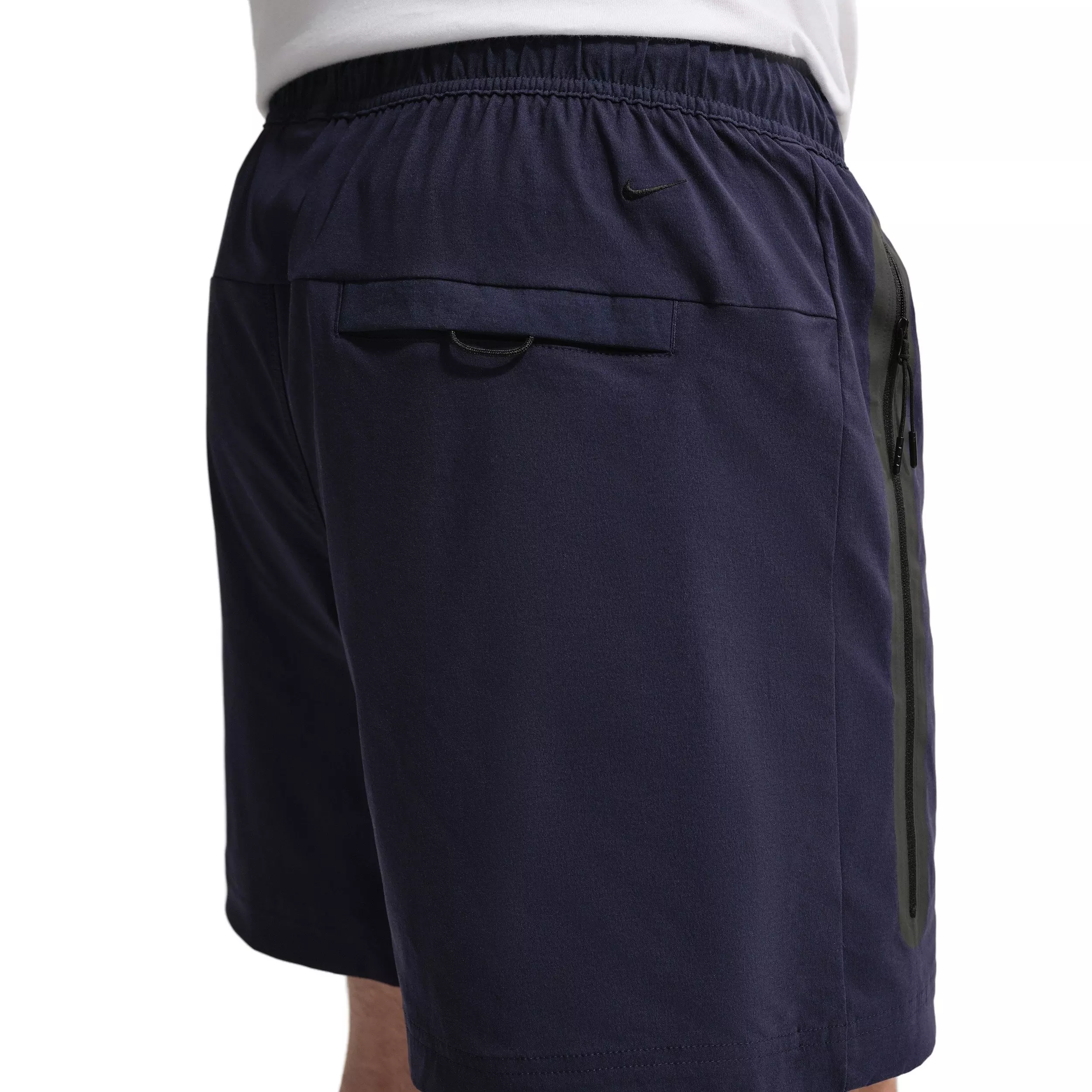 Nike Men's Tech Woven Shorts - NAVY