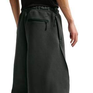 Nike Men's Tech Fleece Oversized Fit Shorts