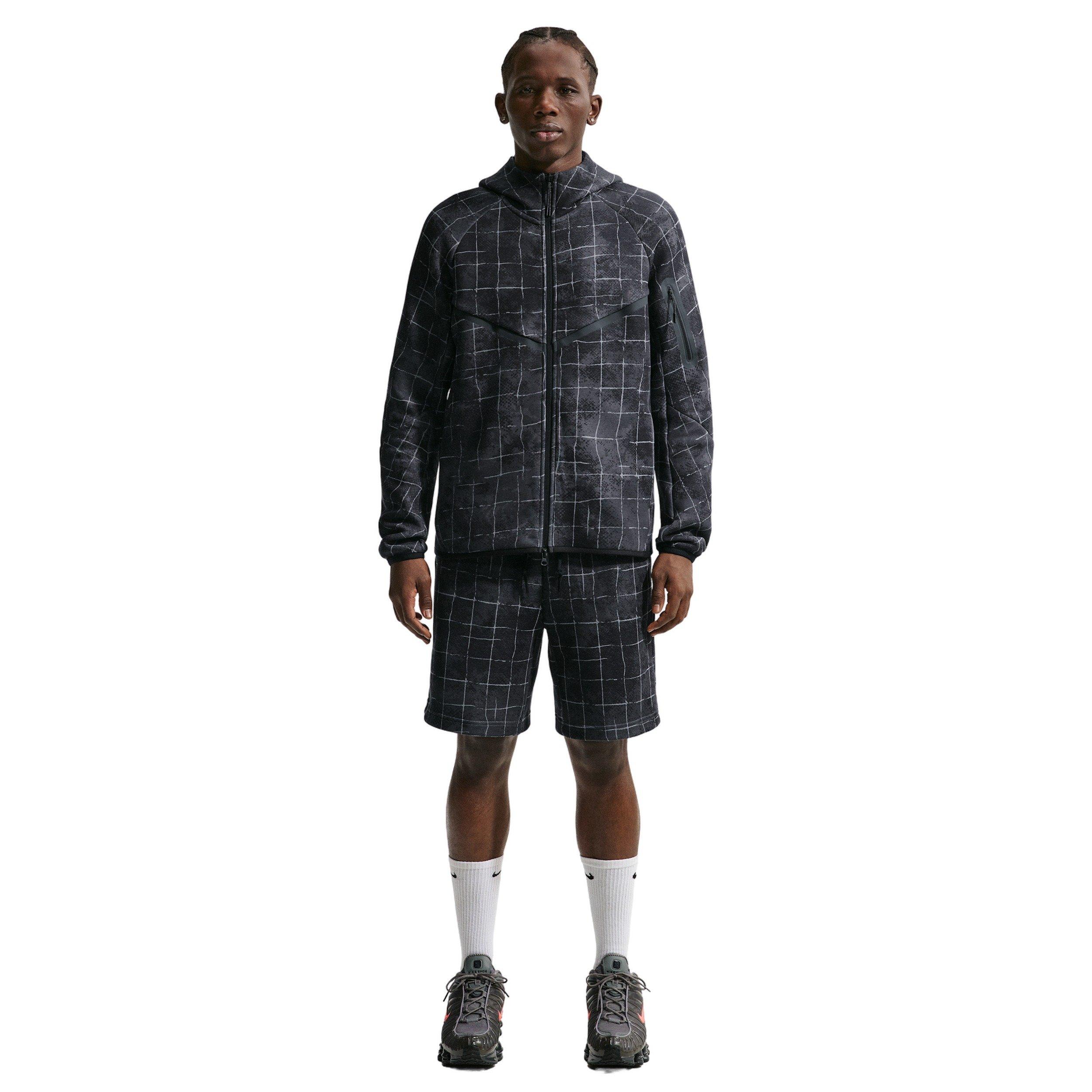 Nike Men's Tech Fleece Shorts - Grey/Black - GREY/BLACK Thumbnail View 3