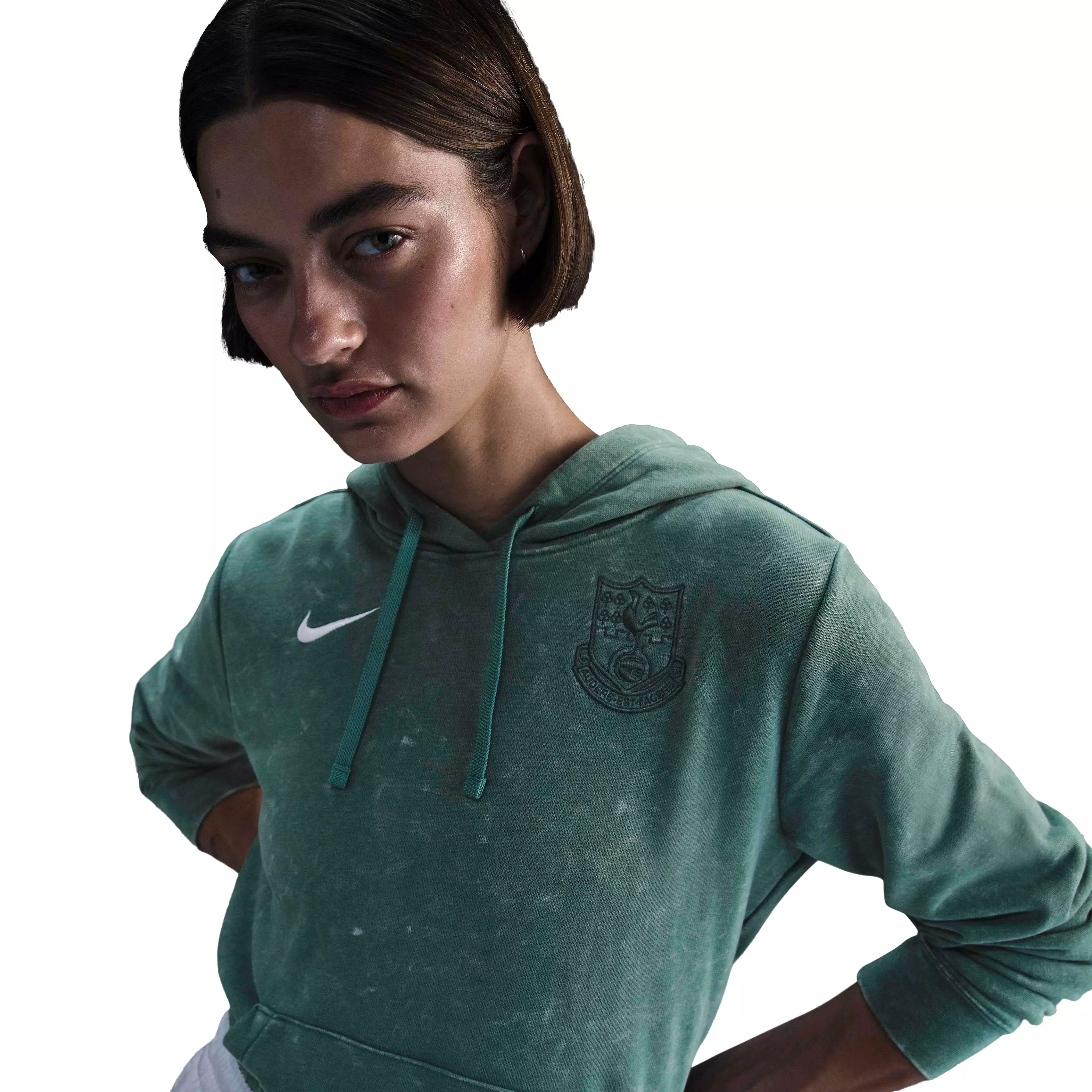 Nike Women's Sportswear Tottenham Club Fleece Standard 3R Pullover Hoodie -Green - GREEN
