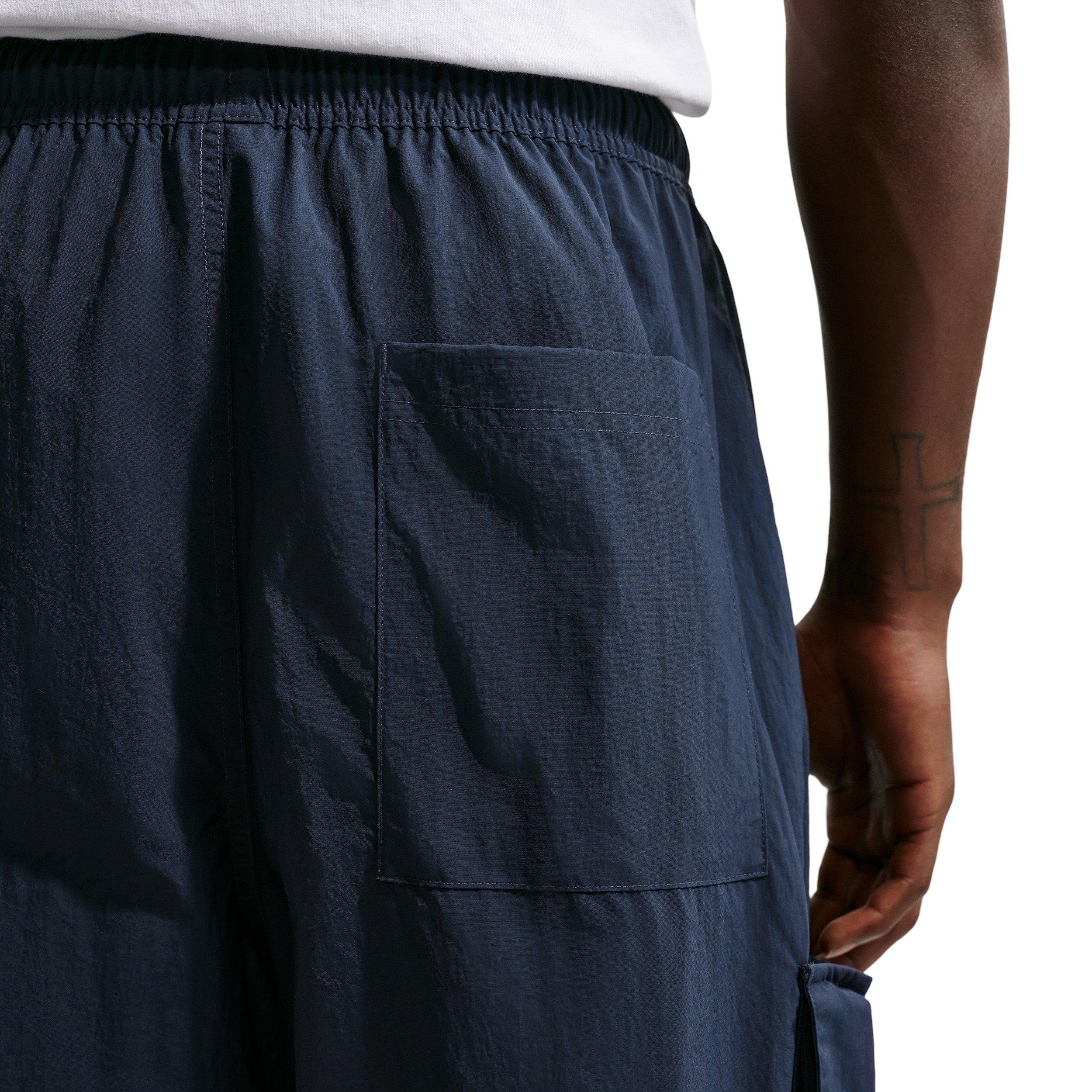 Nike Men's Sportswear Club Oversized Cargo Shorts - BLUE