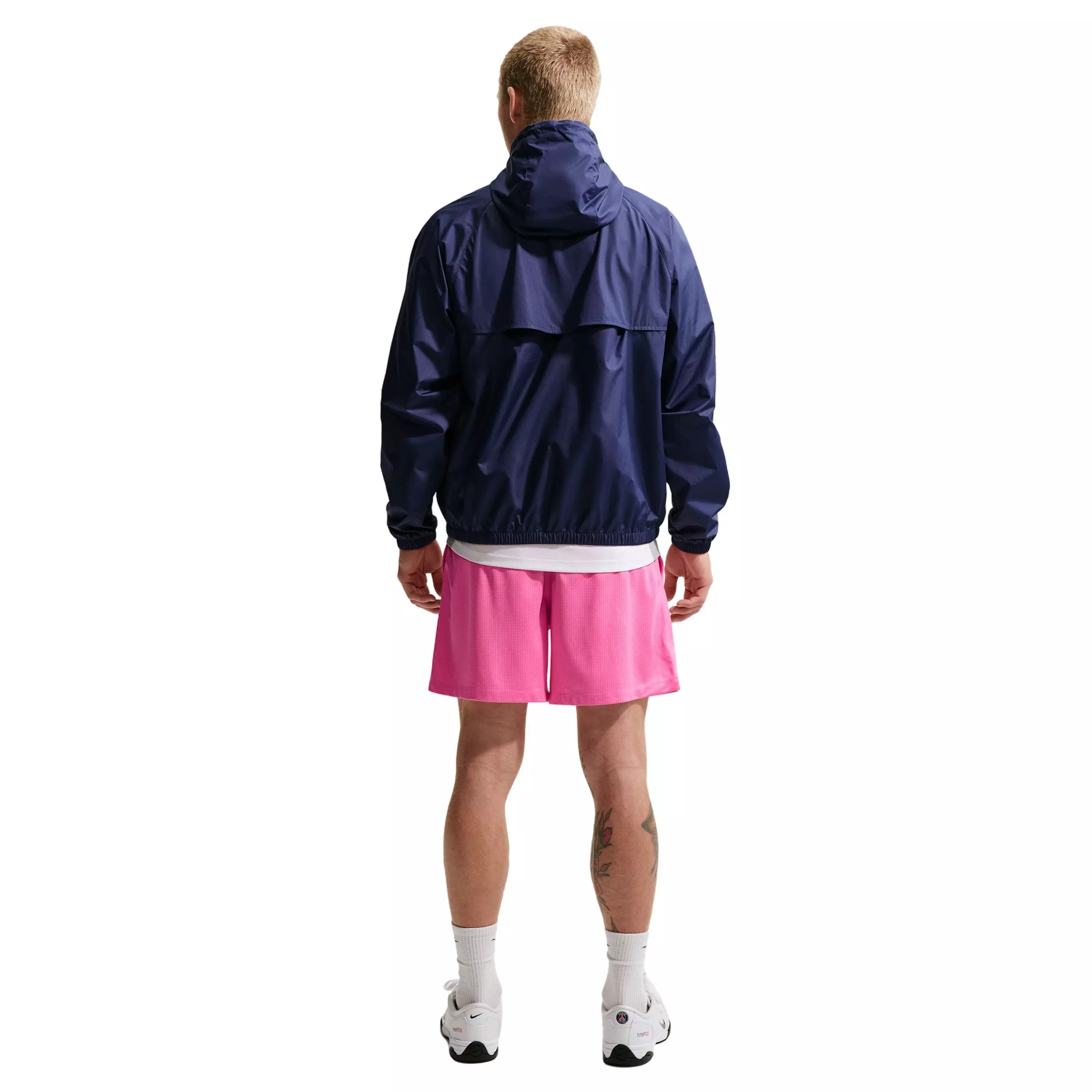 Nike Men's Sportswear Club Flow Shorts - PINK
