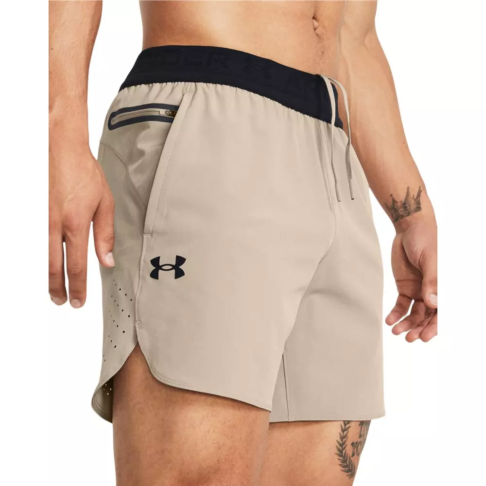 Under Armour Men's Peak Woven Shorts - TAN