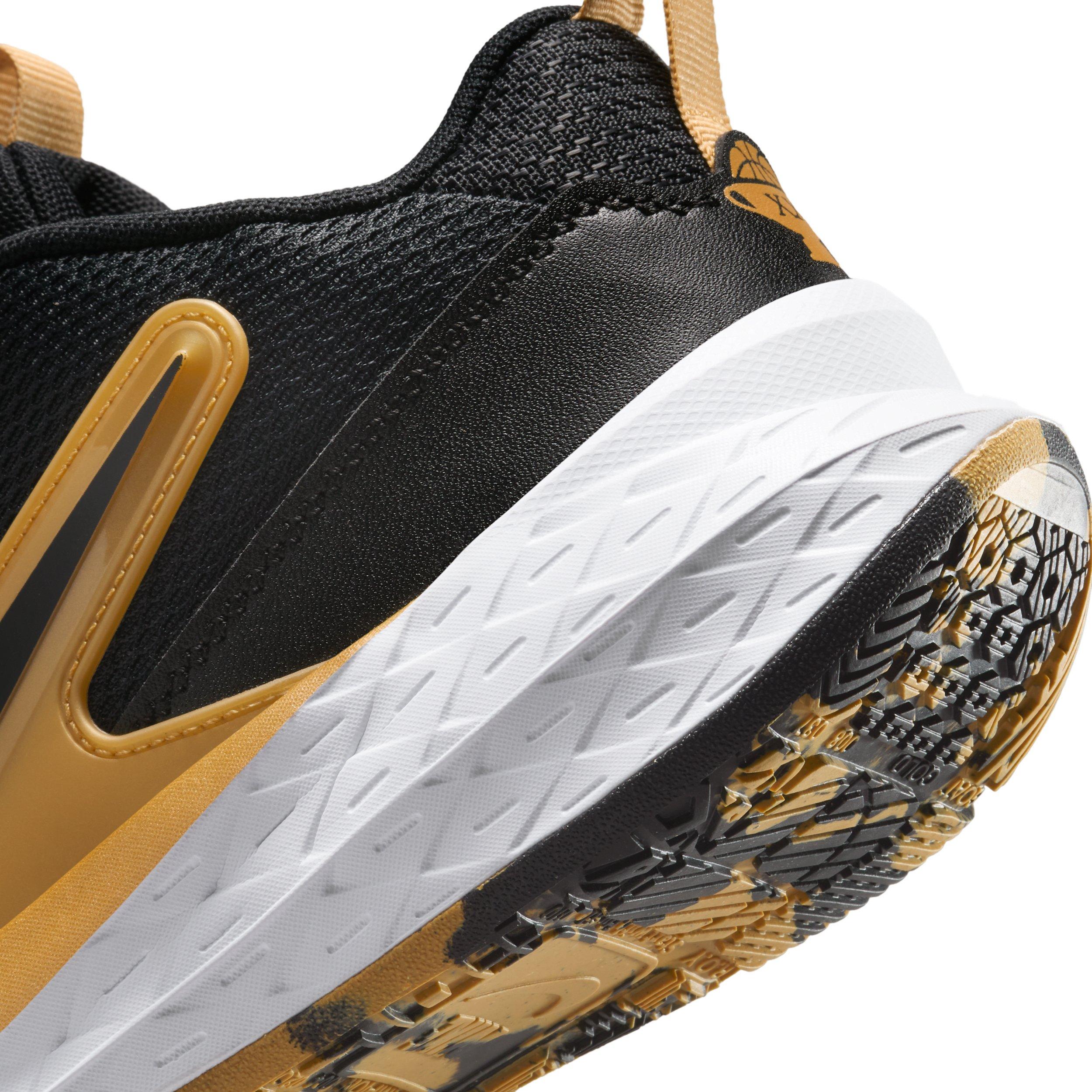 Nike Team Hustle D 12 Grade School Boys' "Black/Metallic Gold/White/Black" Basketball Shoe