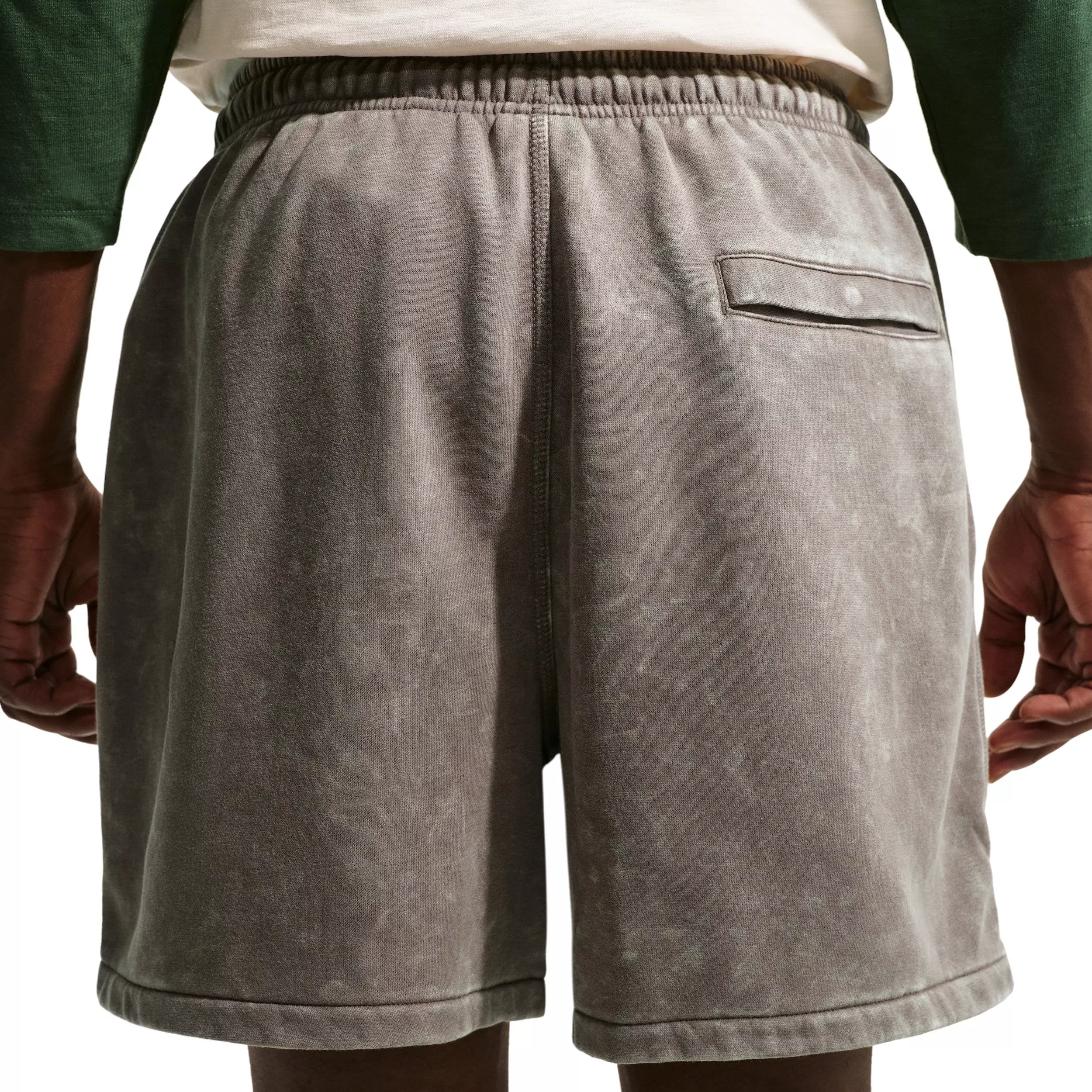 Nike Men's Club Flow BB CWA Shorts - STONE GREY