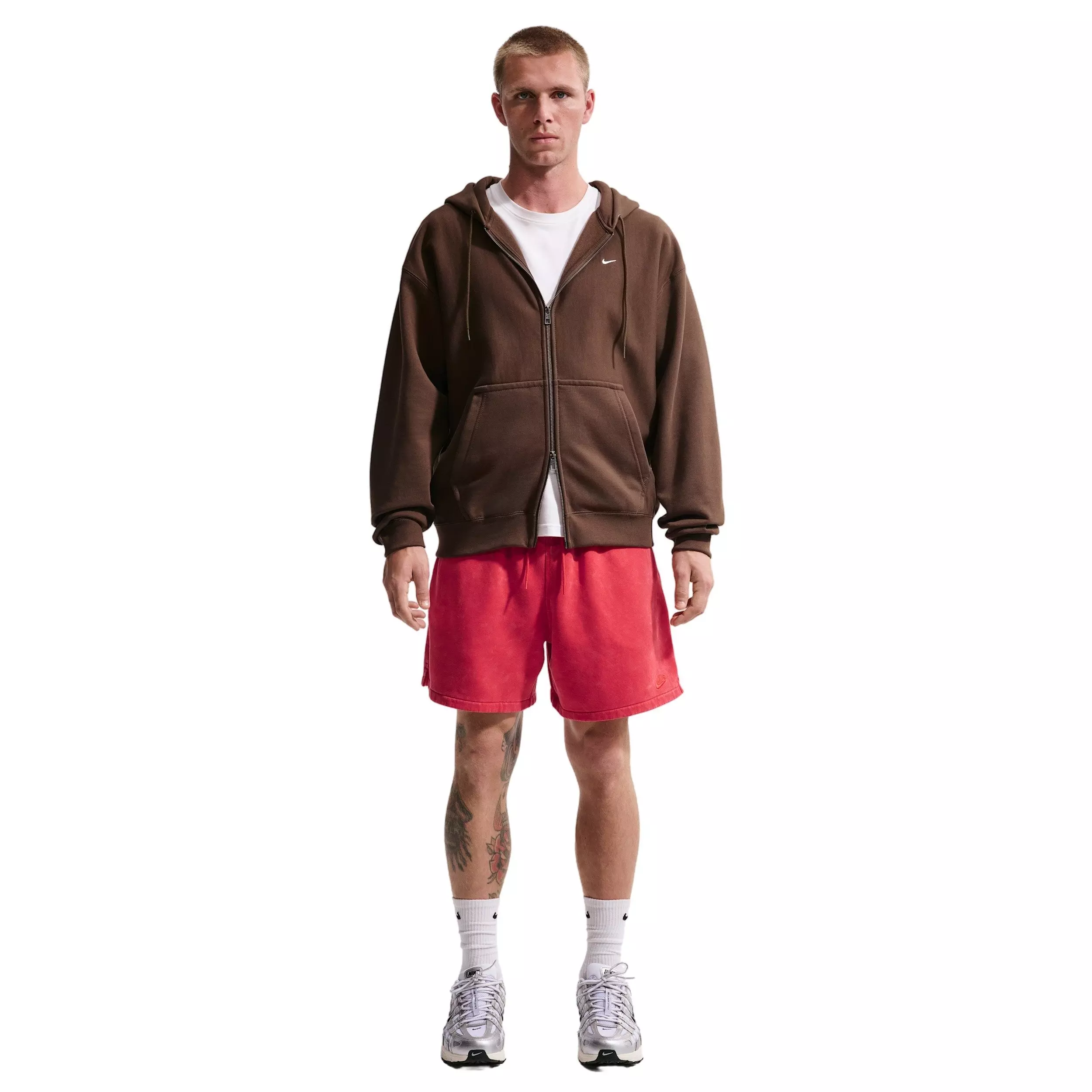 Nike Men's Club Flow BB CWA Shorts - RED