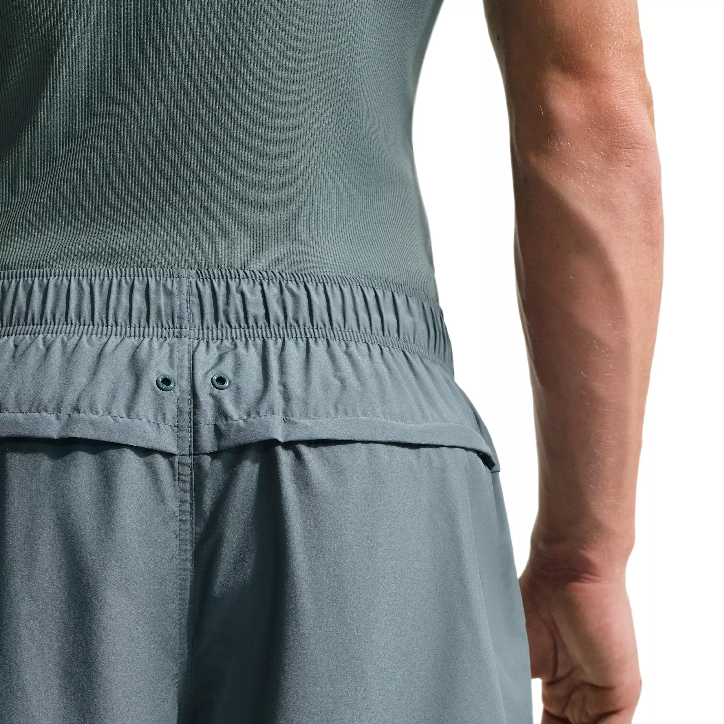 Nike Men's Sportswear Windrunner 8" Shorts - MINERAL SLATE/GREEN