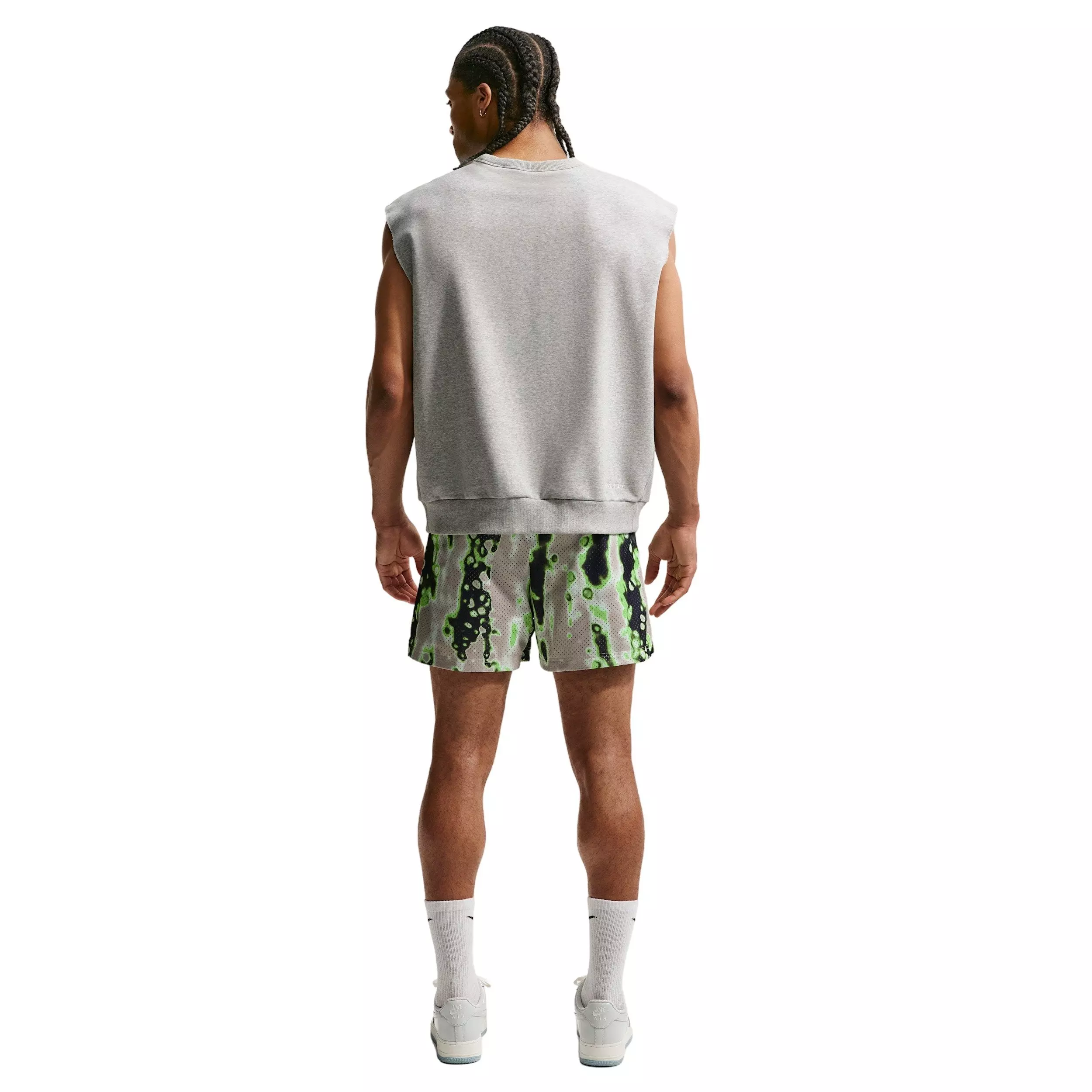 Nike Men's Standard Issue 5" AOP Practice Mesh Basketball Shorts - CREAM/BLACK/GREEN