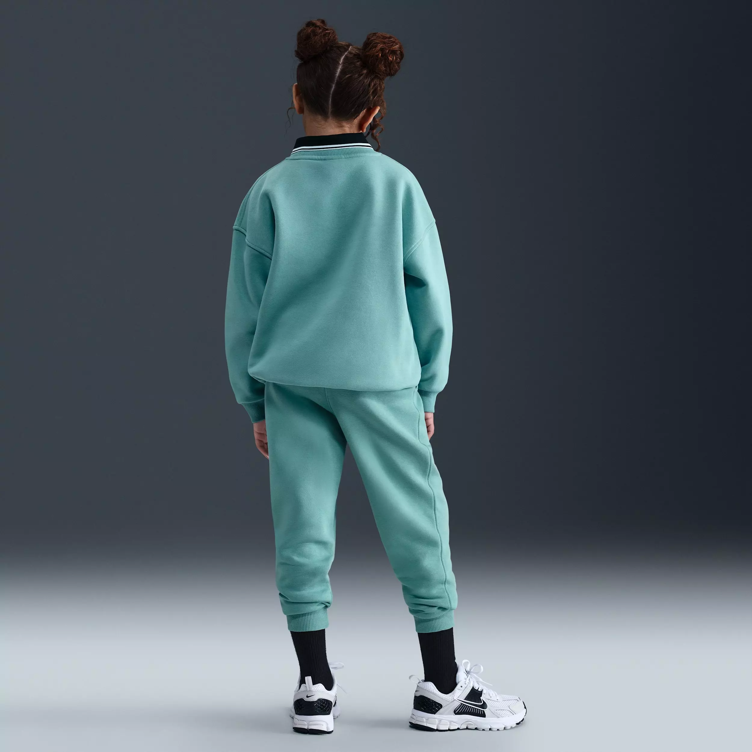 Nike Big Kids' Sportswear Club Fleece Oversized Sweatshirt - Green - GREEN