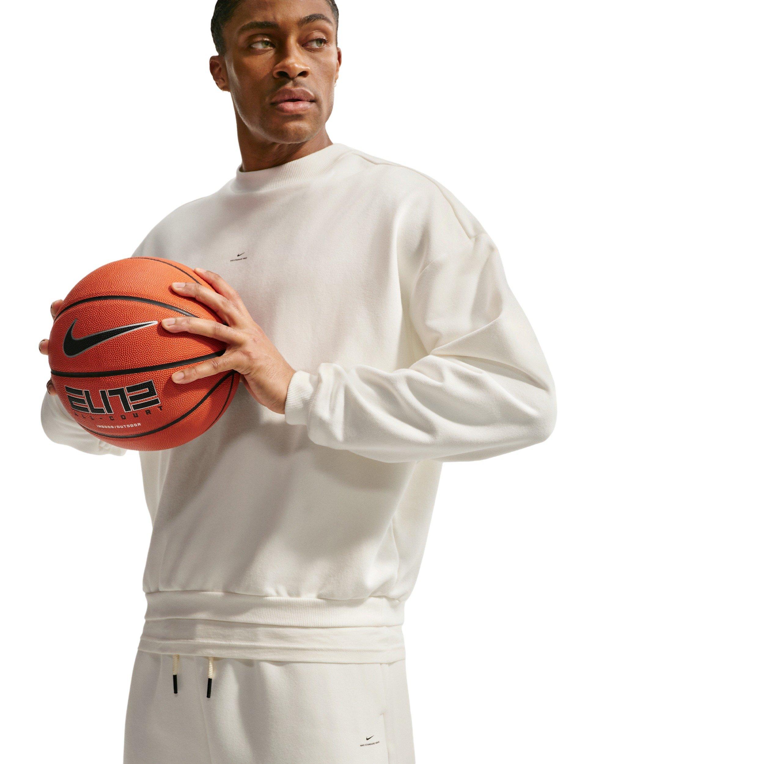 Nike Men's Standard Issue Therma-FIT 8" Brushed Fleece Basketball Shorts - WHITE Thumbnail View 3