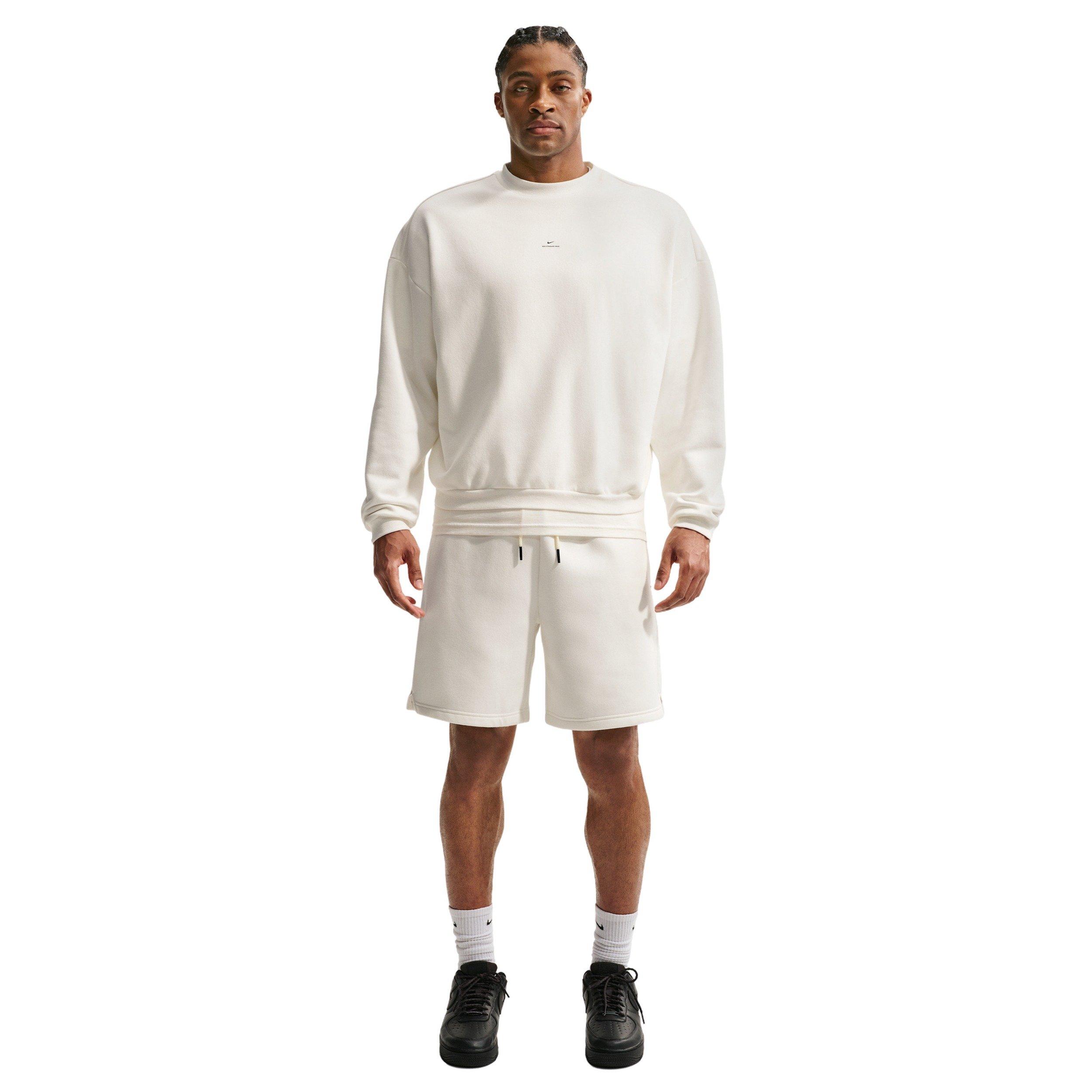 Nike Men's Standard Issue Therma-FIT 8" Brushed Fleece Basketball Shorts - WHITE Thumbnail View 4