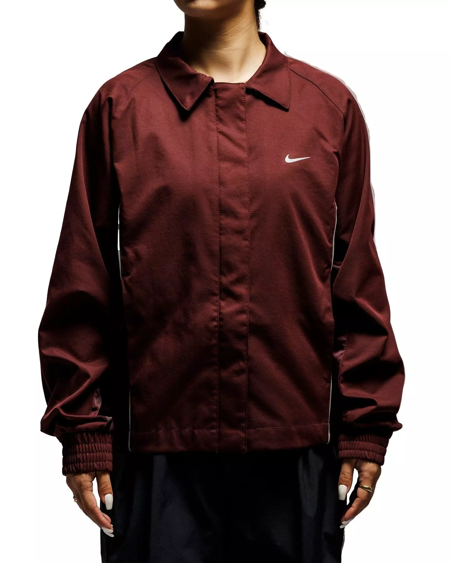 Nike Women's Sportswear Swoosh Woven 2 Jacket - BURGUNDY