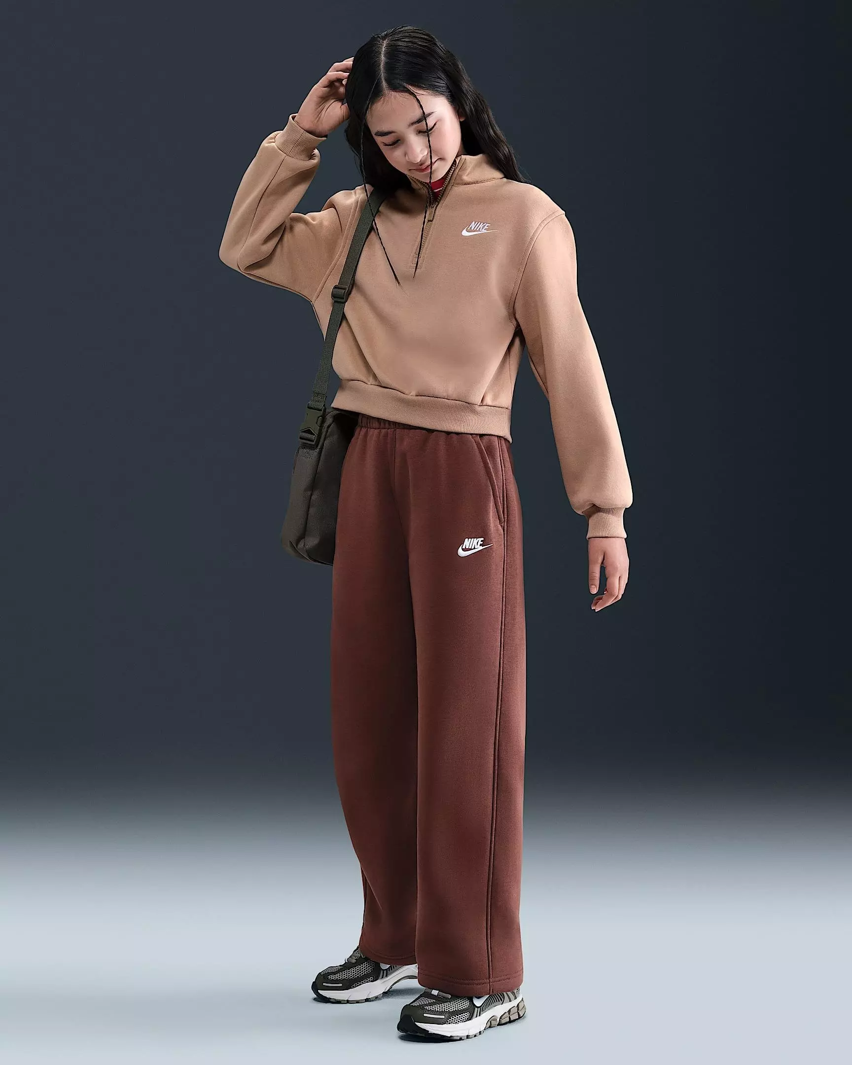 Nike Big Girls' Sportswear Club Fleece 1/2 Zip Long Sleeve Top - Brown - BROWN