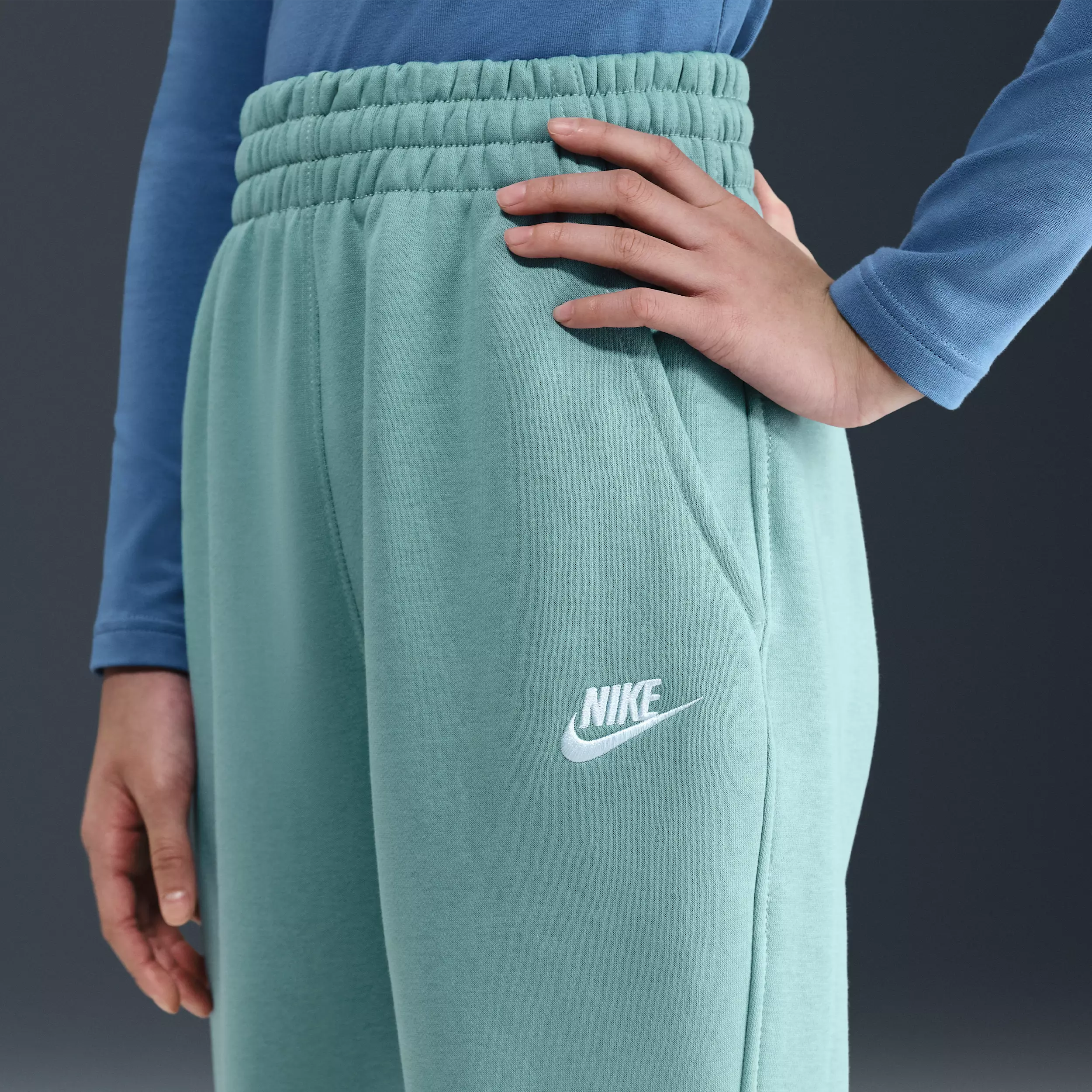 Nike Big Girls' Sportswear Club Fleece Loose Sweatpants - Green - GREEN