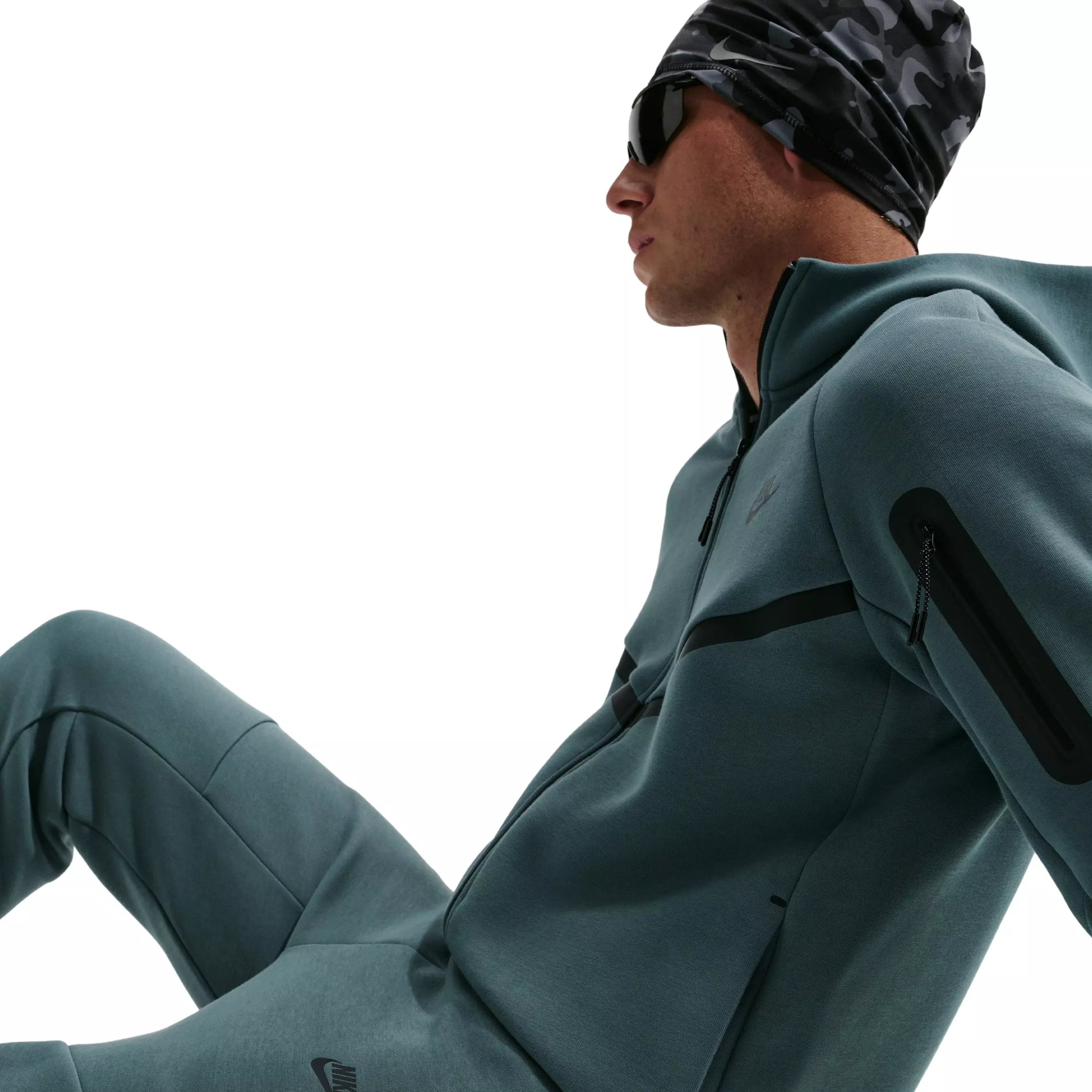 Nike Men's Tech Fleece Joggers - DK GREEN