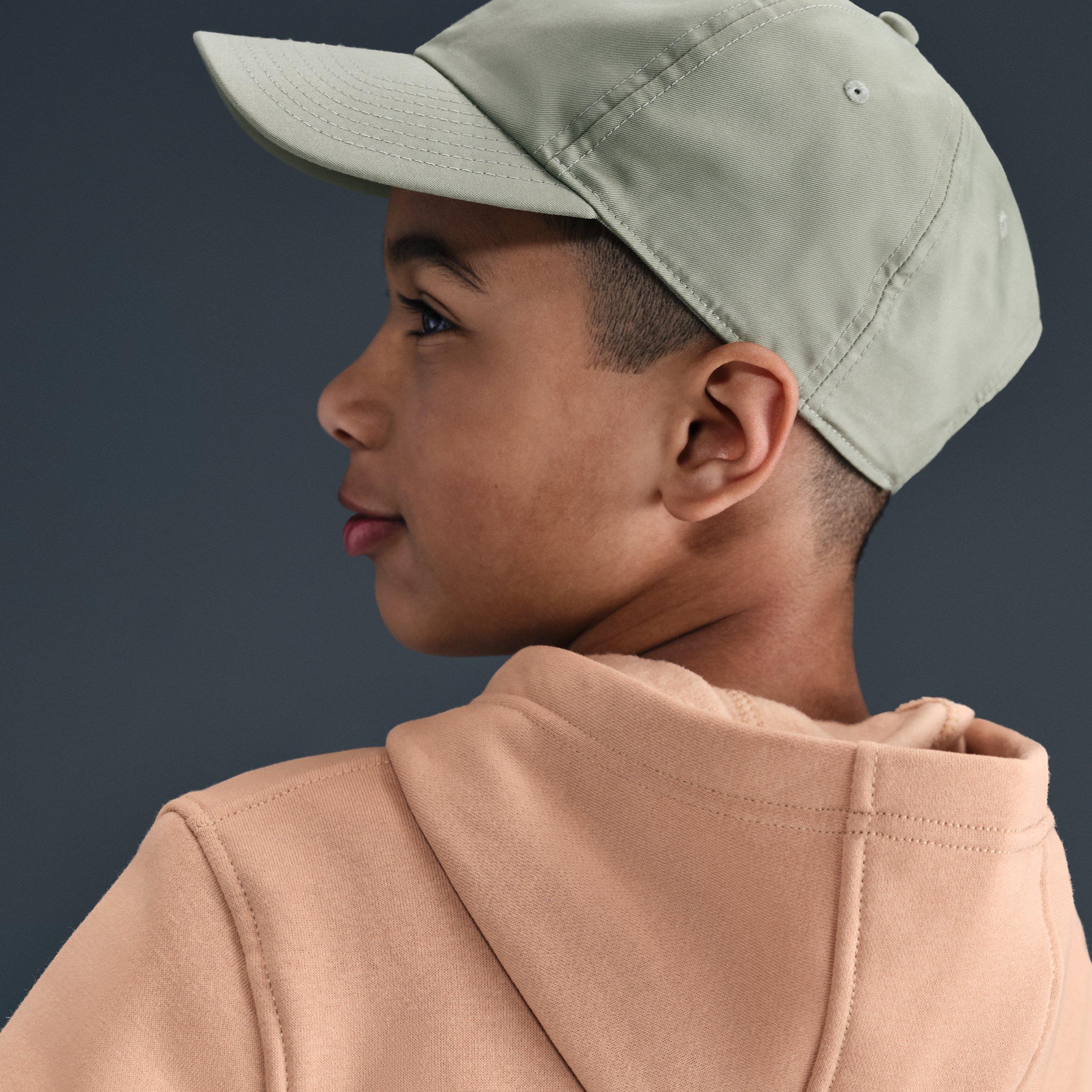 Nike Sportswear Club Fleece Lightweight Big Kids' Brown Pullover Hoodie