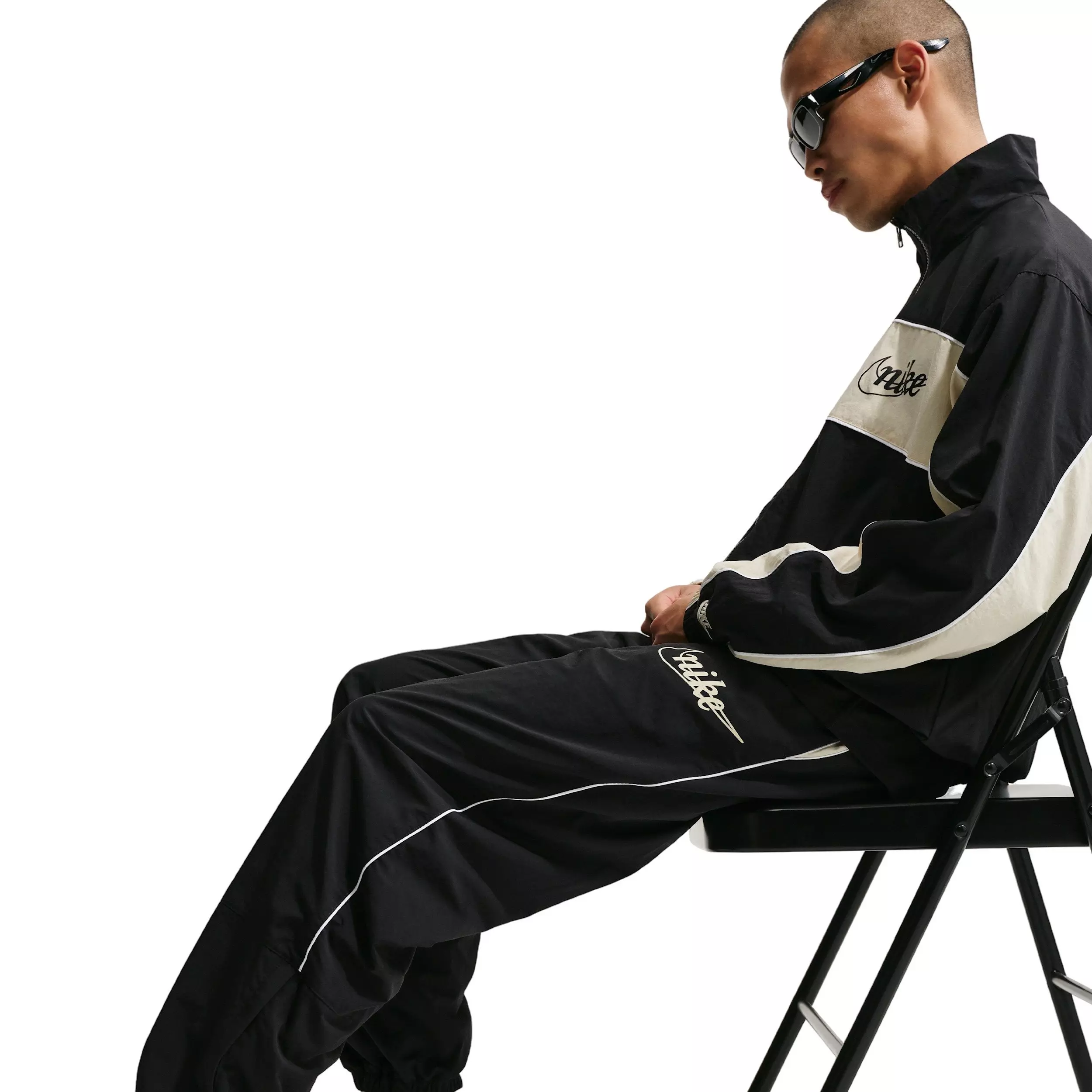 Nike Men's Sportswear Club Lightweight Pants - BLACK