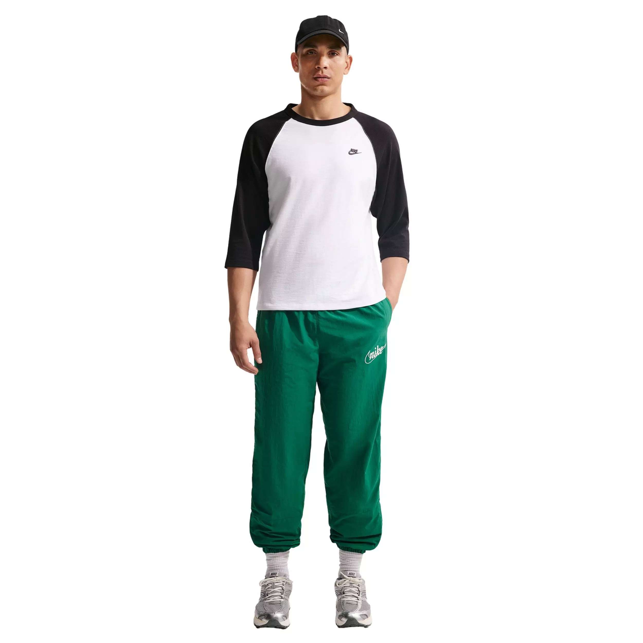 Nike Men's Sportswear Club Lightweight Pants - GREEN