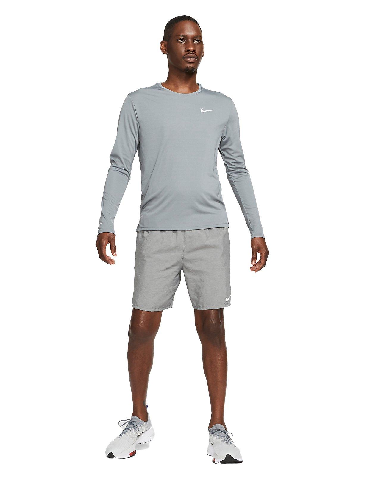 Nike Men's Dri-FIT Miler Long-Sleeve Running Top - GREY Thumbnail View 5