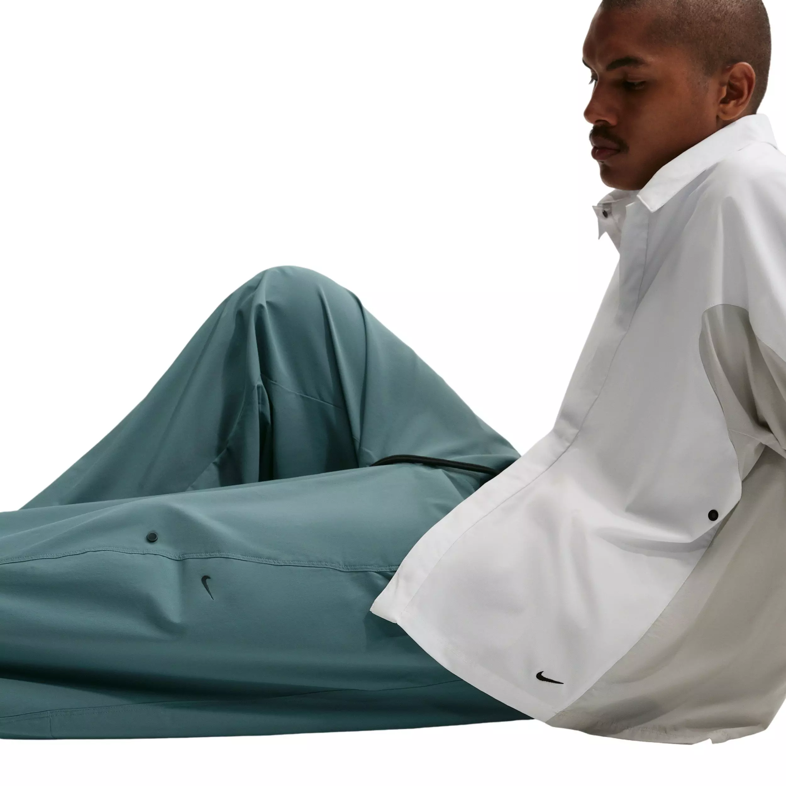 Nike Men's Dri-FIT Tech Helios Sun Pants - MINERAL SLATE/GREEN