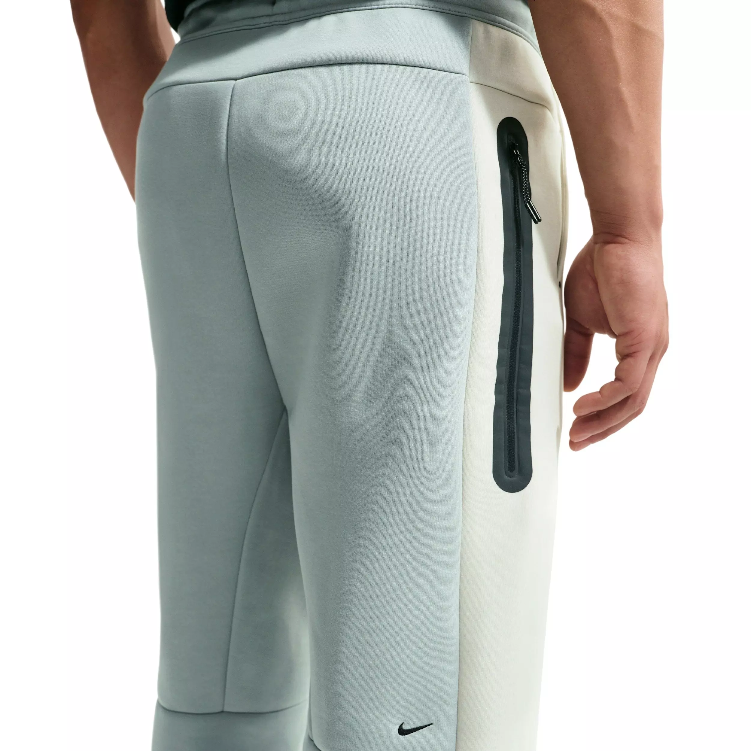 Nike Men's Tech Color-Block Open-Hem Fleece Pants - Lt Pumice/Bone - LT PUMICE/BONE
