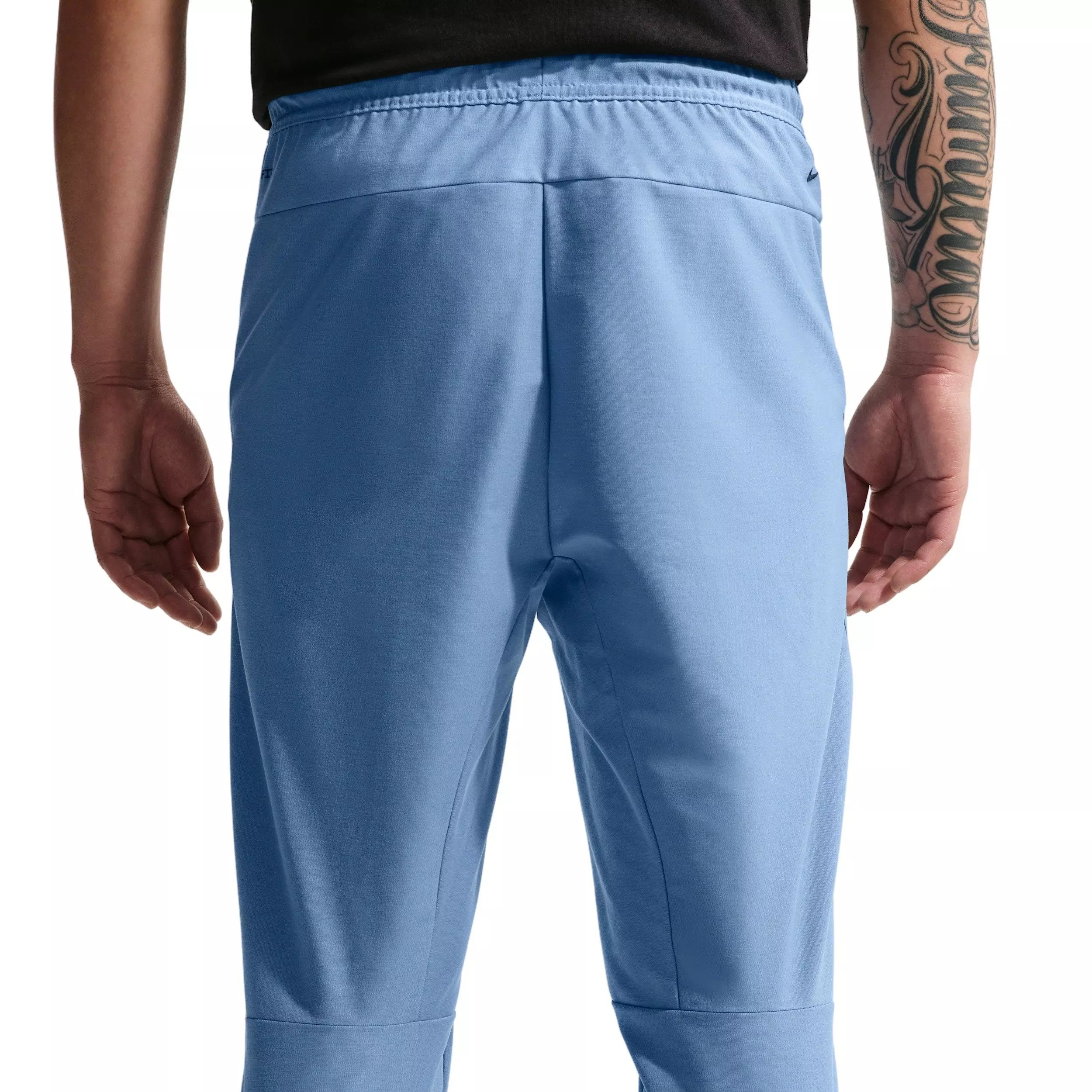 Nike Men's tech Dri-FIT Shori Knit Drill Pants - BLUE