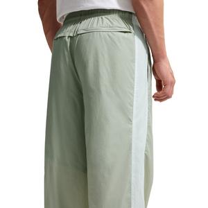 Nike Men's Windrunner Lightweight UV Pants - Green