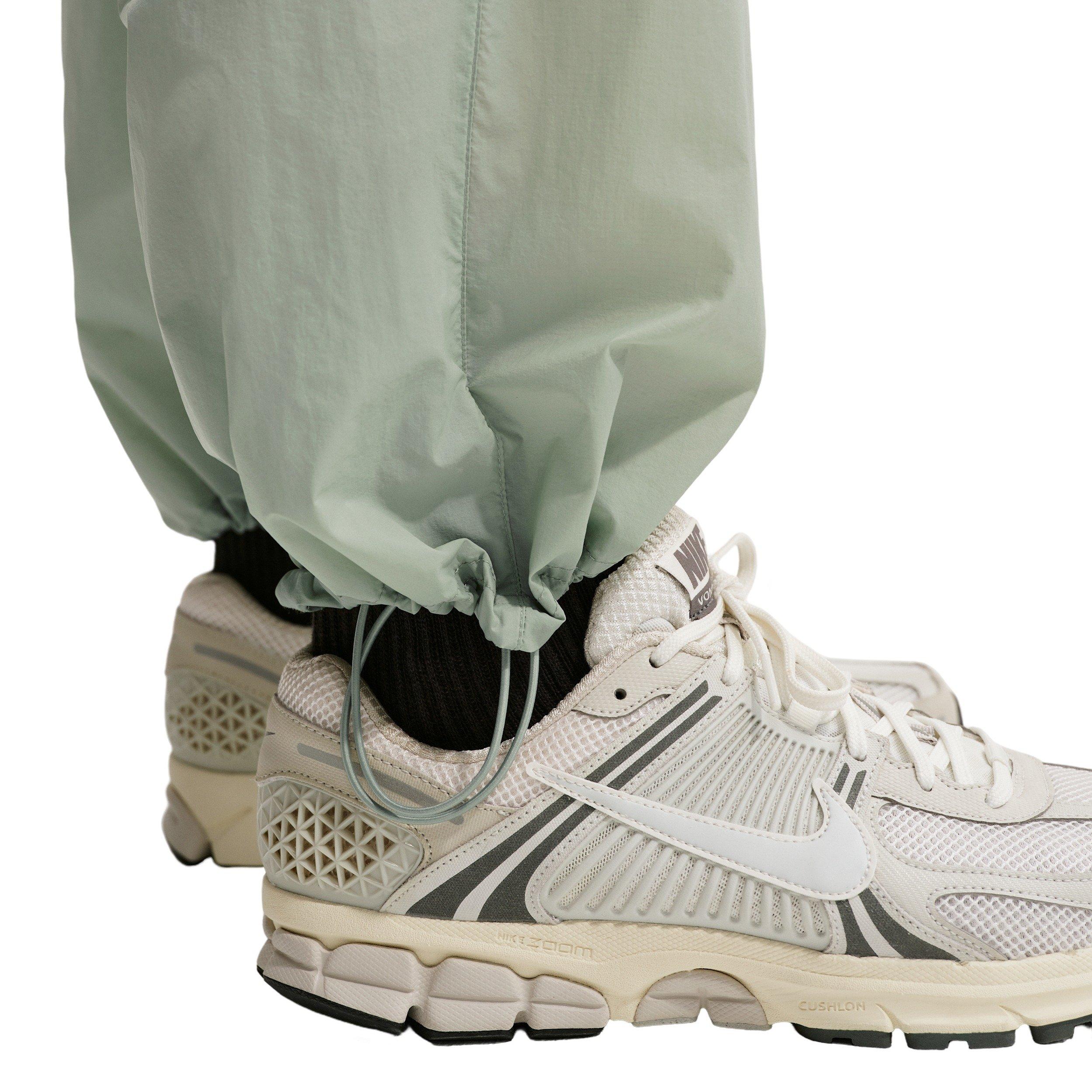 Nike Men's Windrunner Lightweight UV Pants - Green - GREEN Thumbnail View 4
