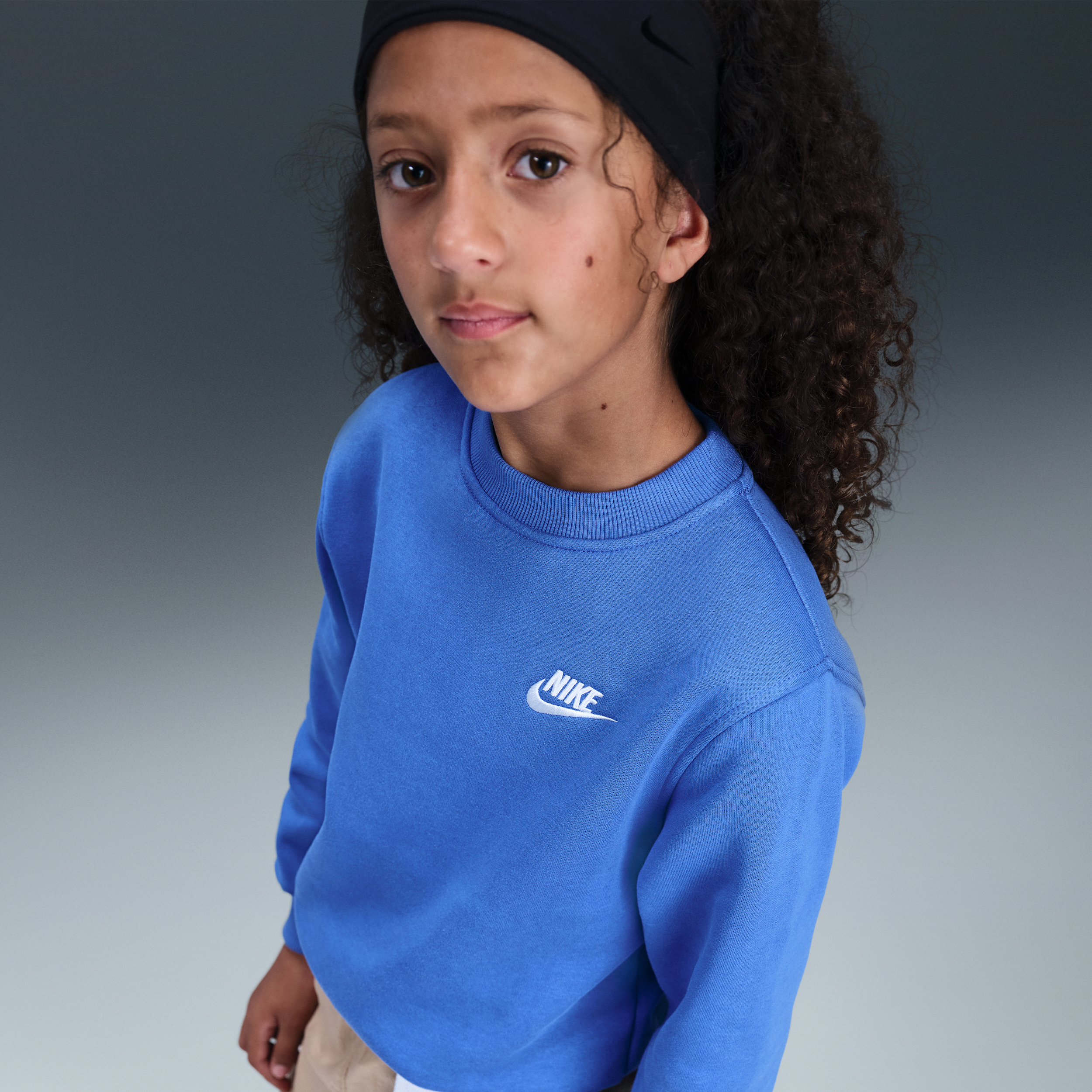 Nike Sportswear Club Fleece Big Kids' Blue Crewneck Sweatshirt
