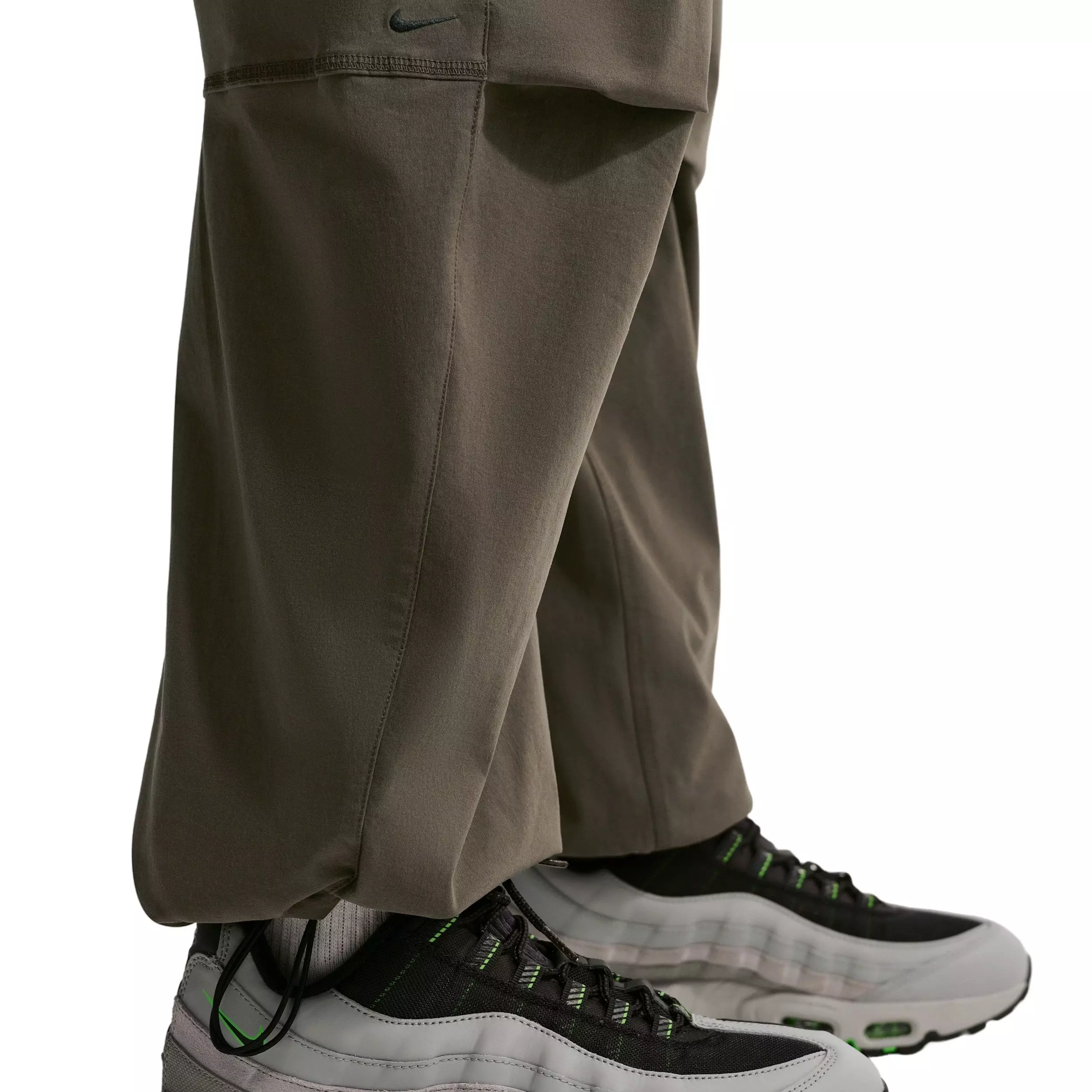 Nike Men's Dri-FIT Tech Woven Pants - BROWN