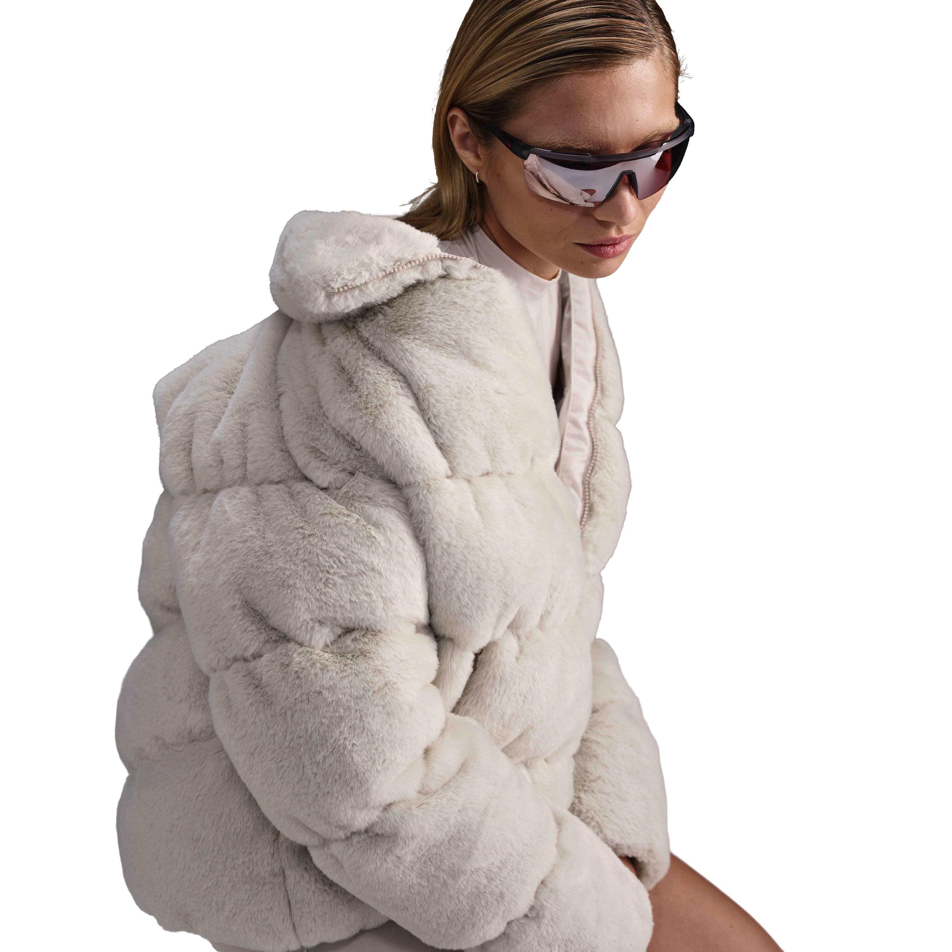 ダウンジャケット・コート Nike Sportswear Windpoofer Women's Therma Fit Loose Faux Fu Nike Sportswear Windpuffer Women's Therma-FIT Loose Faux Fur