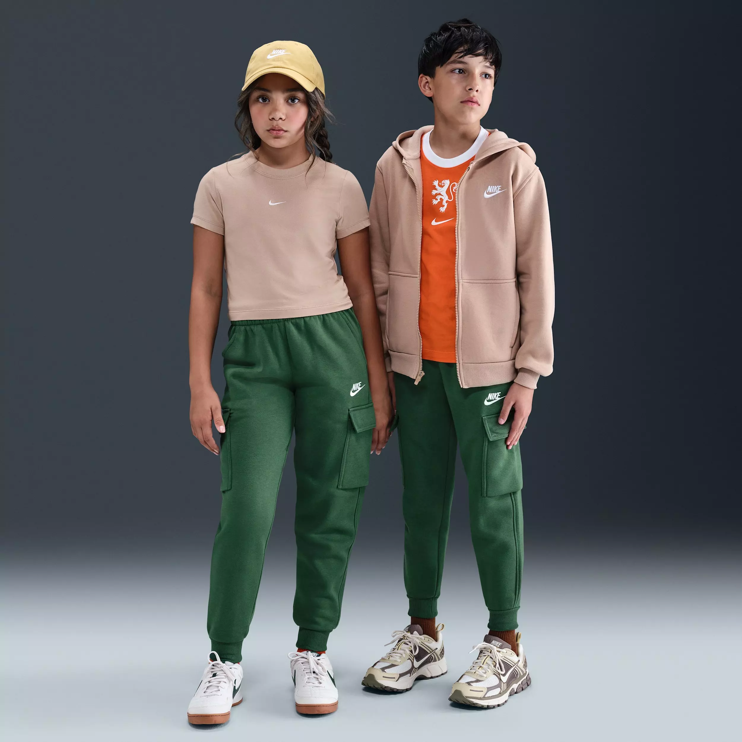 Nike Big Kids' Sportswear Club Fleece Cargo Pants - Green - GREEN