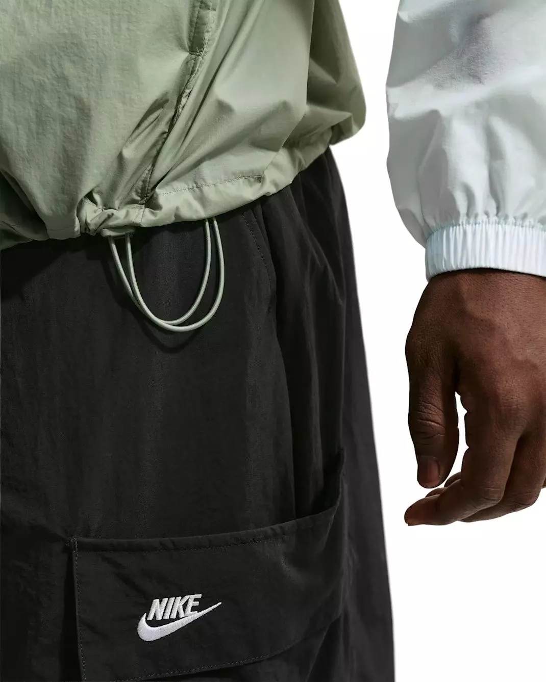 Nike Men's Windrunner Unlined Full-Zip UV Jacket - GREEN