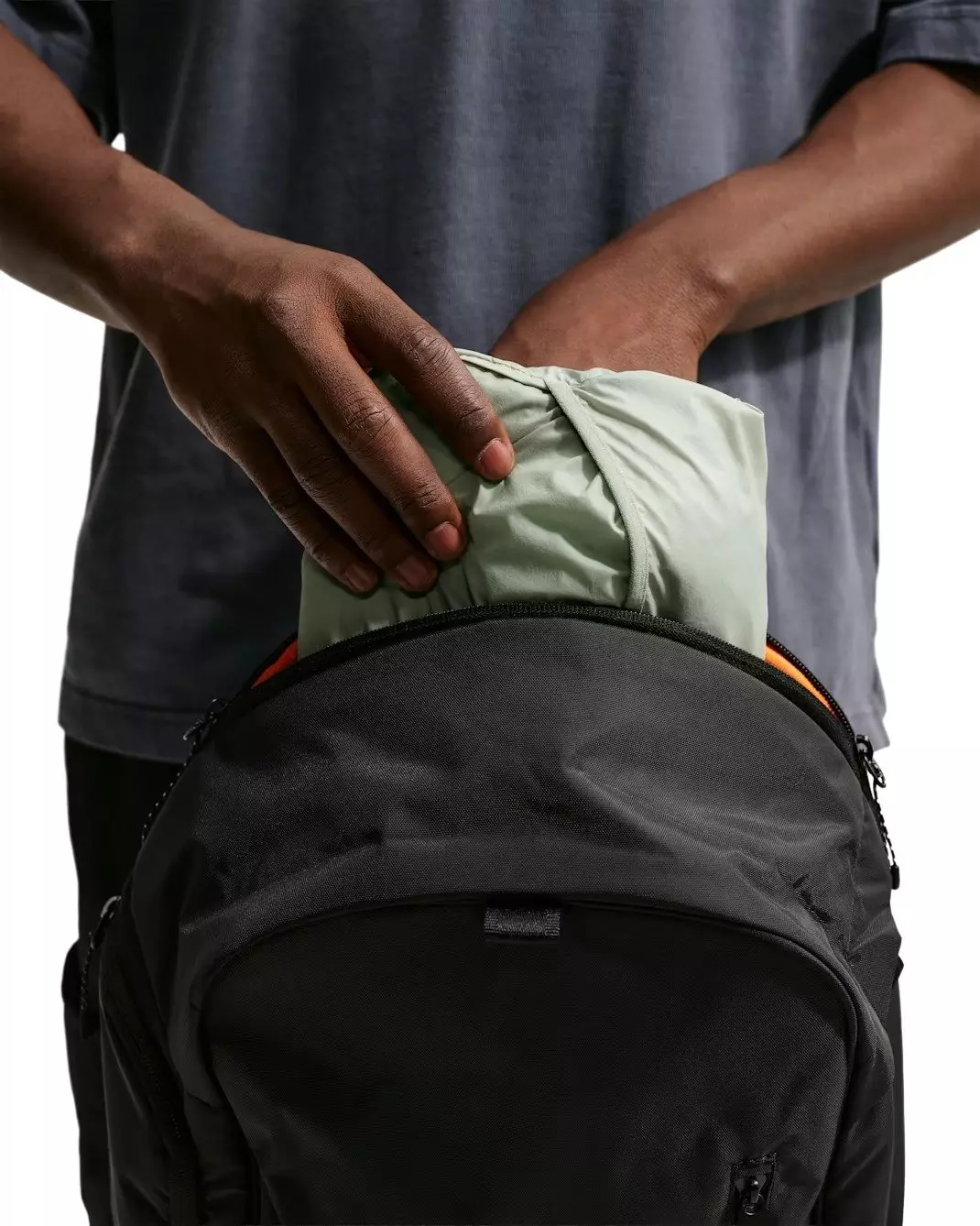 Nike Men's Windrunner Unlined Full-Zip UV Jacket - GREEN