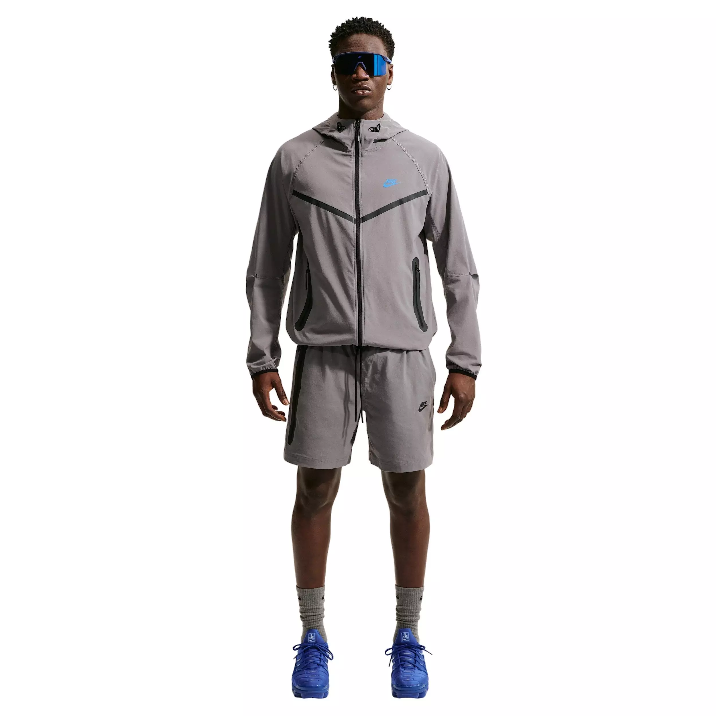 Nike Men's Tech Dri-FIT Woven Full-Zip Windrunner Jacket - GREY