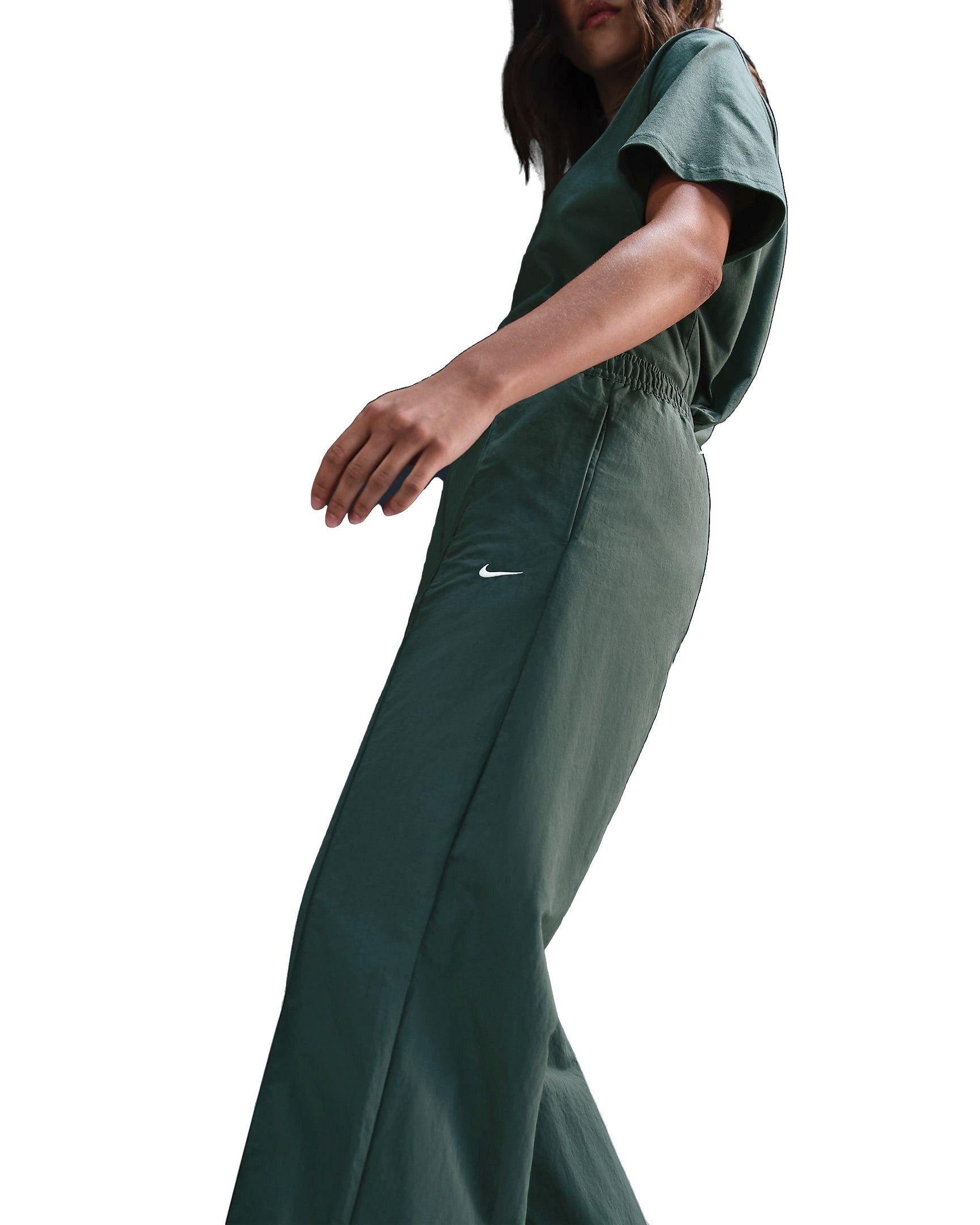 Nike Women's Sportswear Everything Woven Mid-Rise Open-Hem Pants - GREEN/WHITE Thumbnail View 3
