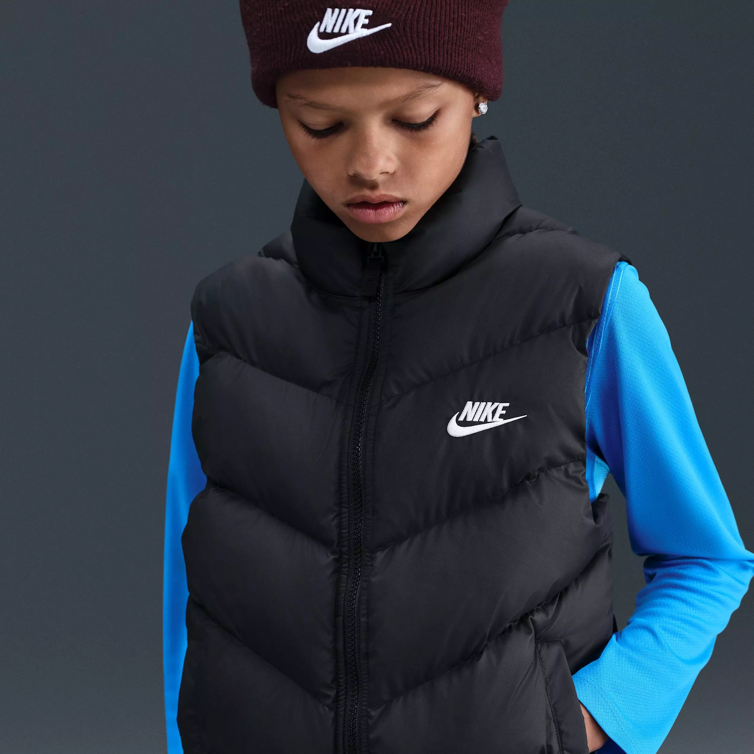 Nike Big Kids' Sportswear All Day Play Therma-FIT Loose-Fit Puffer Vest - Black - BLACK
