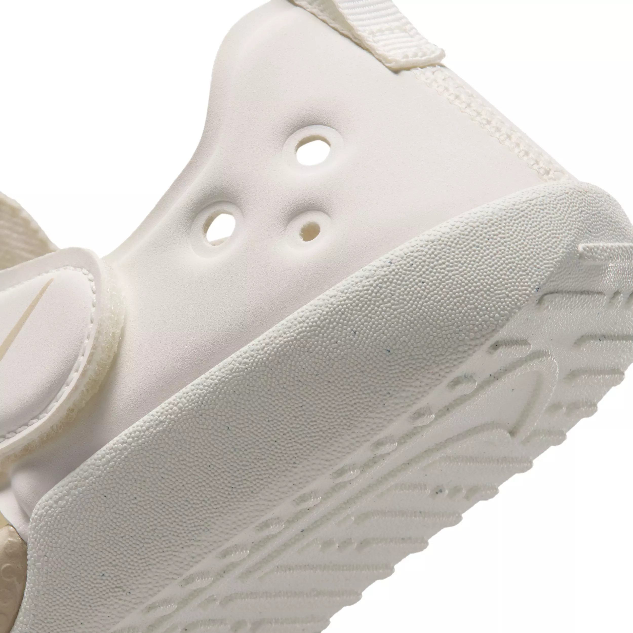 Nike Sunray Protect 4 "Sail/Sanddrift" Preschool Boys' Shoe - SAIL/SANDDRIFT