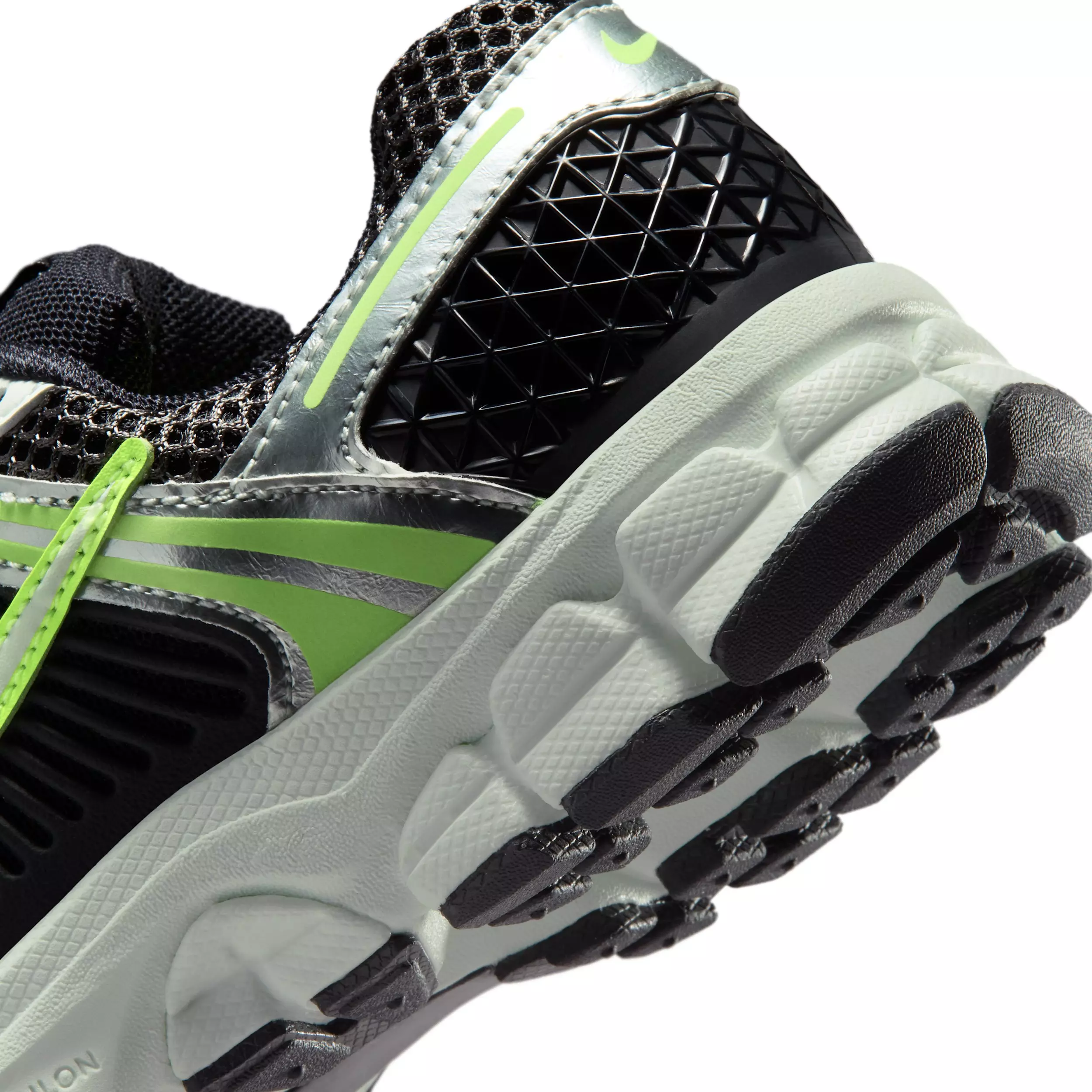 Nike Vomero 5 "Black/Volt Ice/Anthracite/Barely Green" Grade School Boys' Shoe - BLACK/VOLT/ANTHRACITE/GREEN