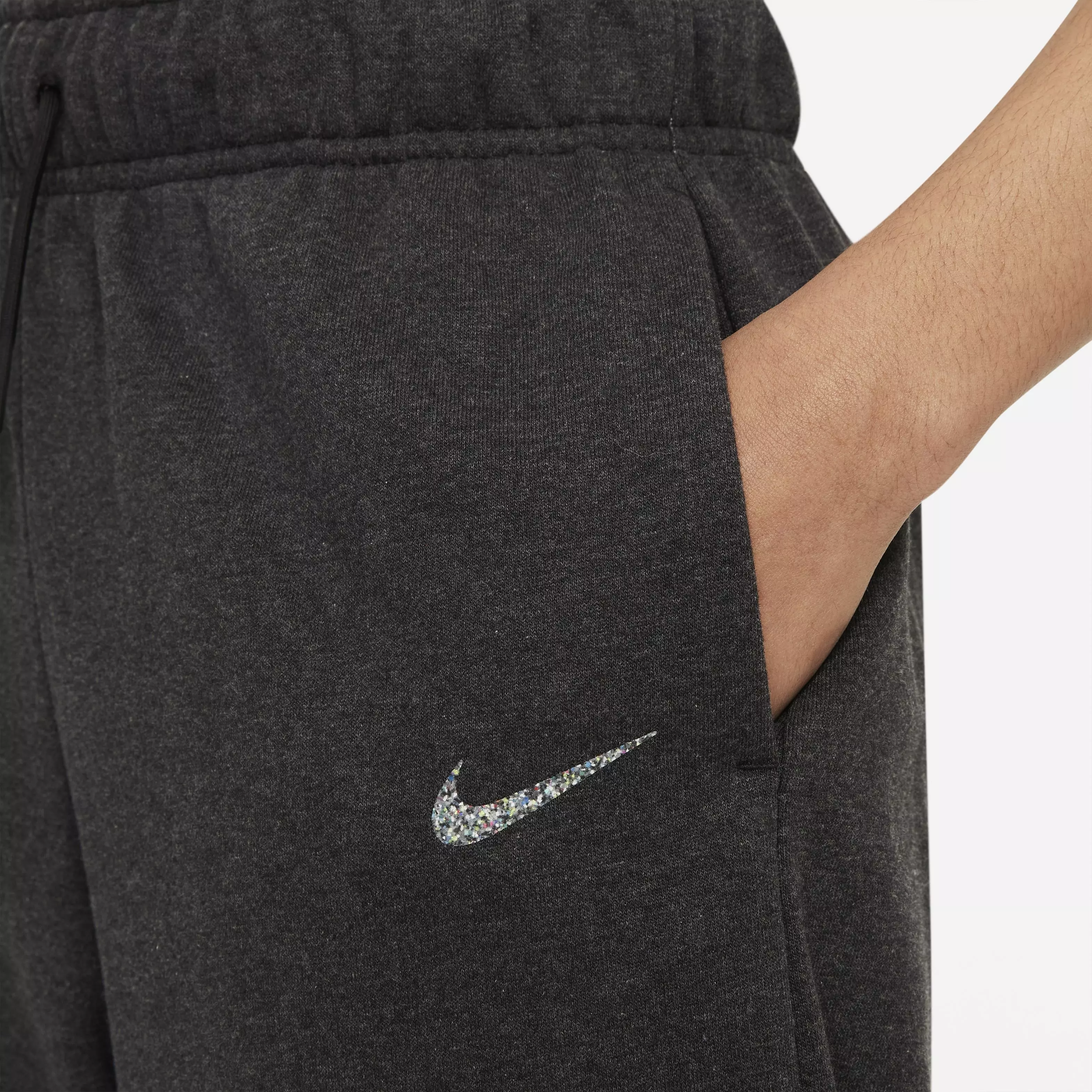 Nike Women's Sportswear Collection Essentials Black Fleece Curve Pants - BLACK