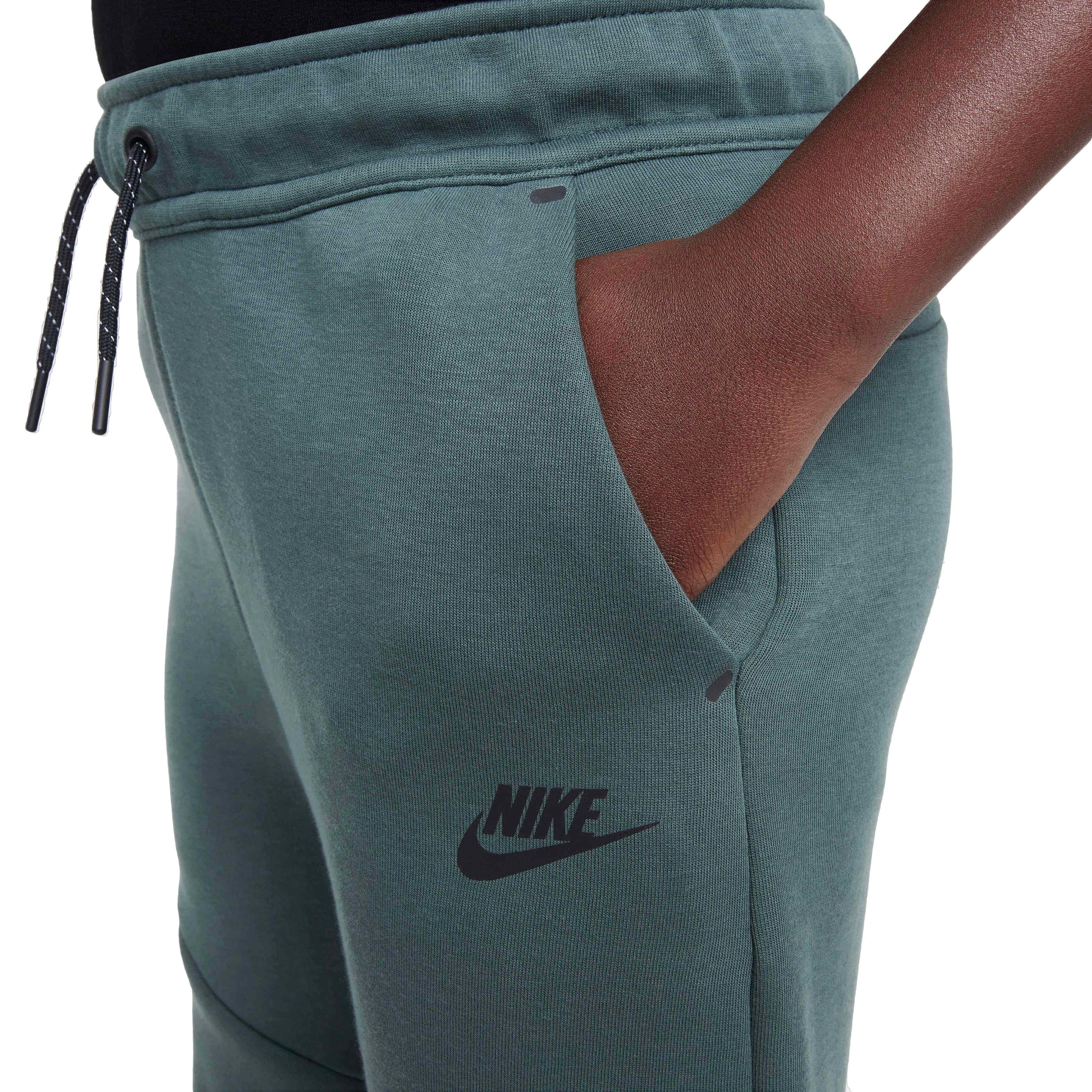 Nike Big Boys' Sportswear Tech Fleece Pants - GREEN Thumbnail View 4