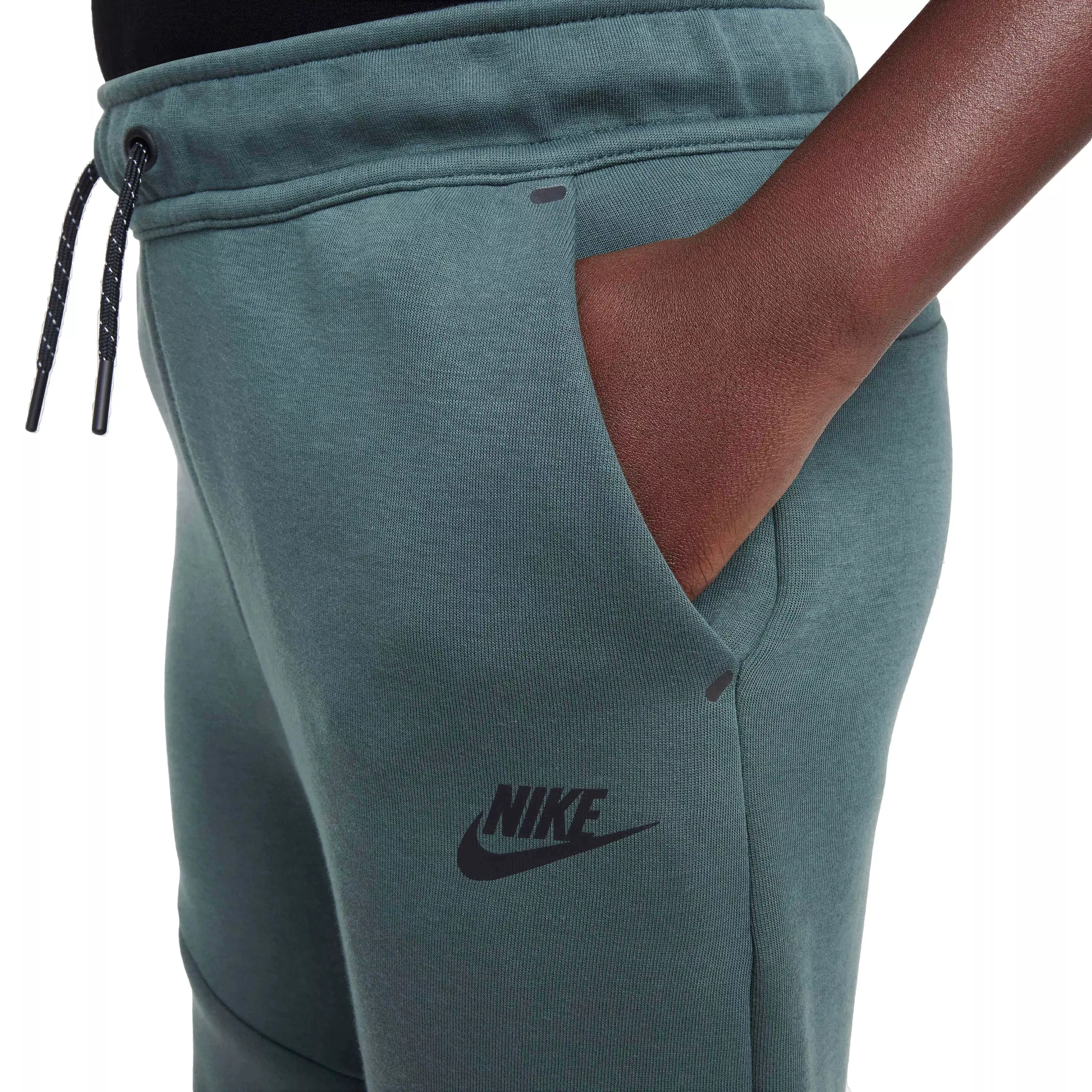 Nike Big Boys' Sportswear Tech Fleece Pants - GREEN