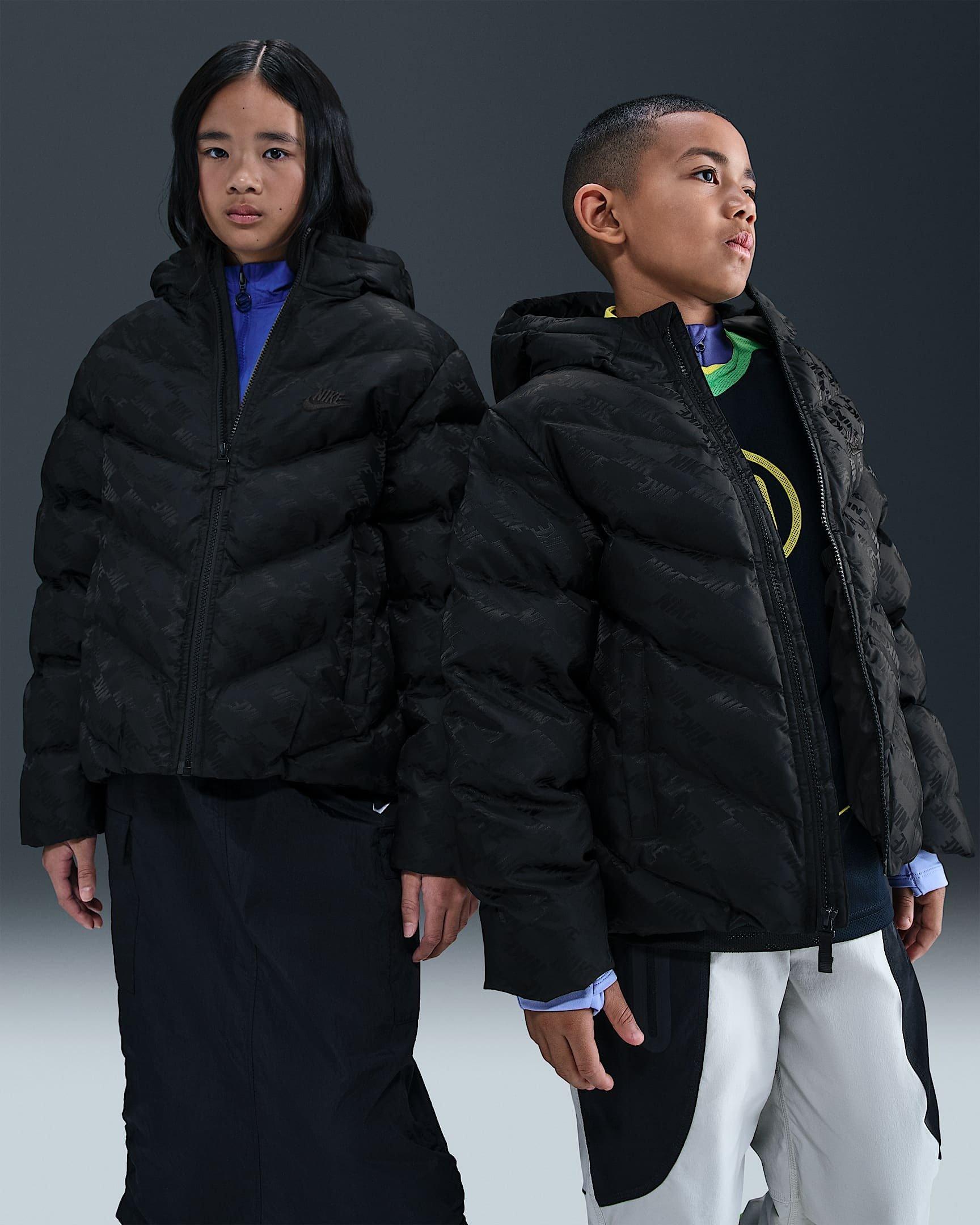 Nike Sportswear All Day Play Loose-Fit Therma-FIT Big Kids' Black Puffer Jacket