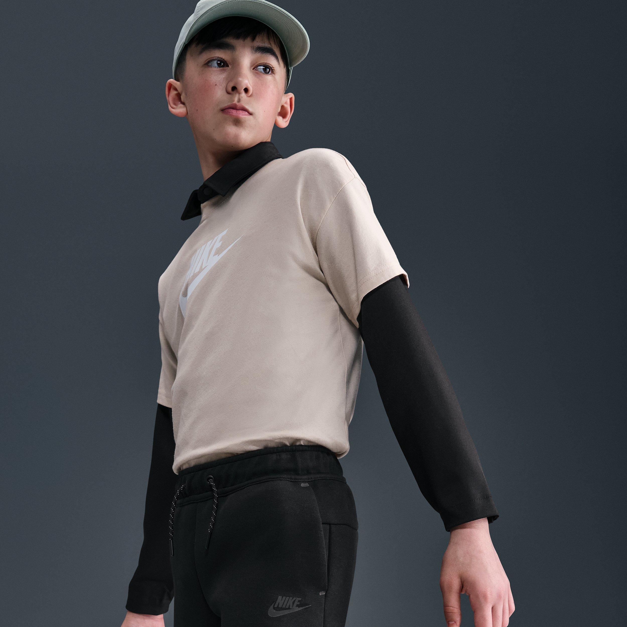Nike Sportswear Tech Fleece Big Boys' Black Shorts